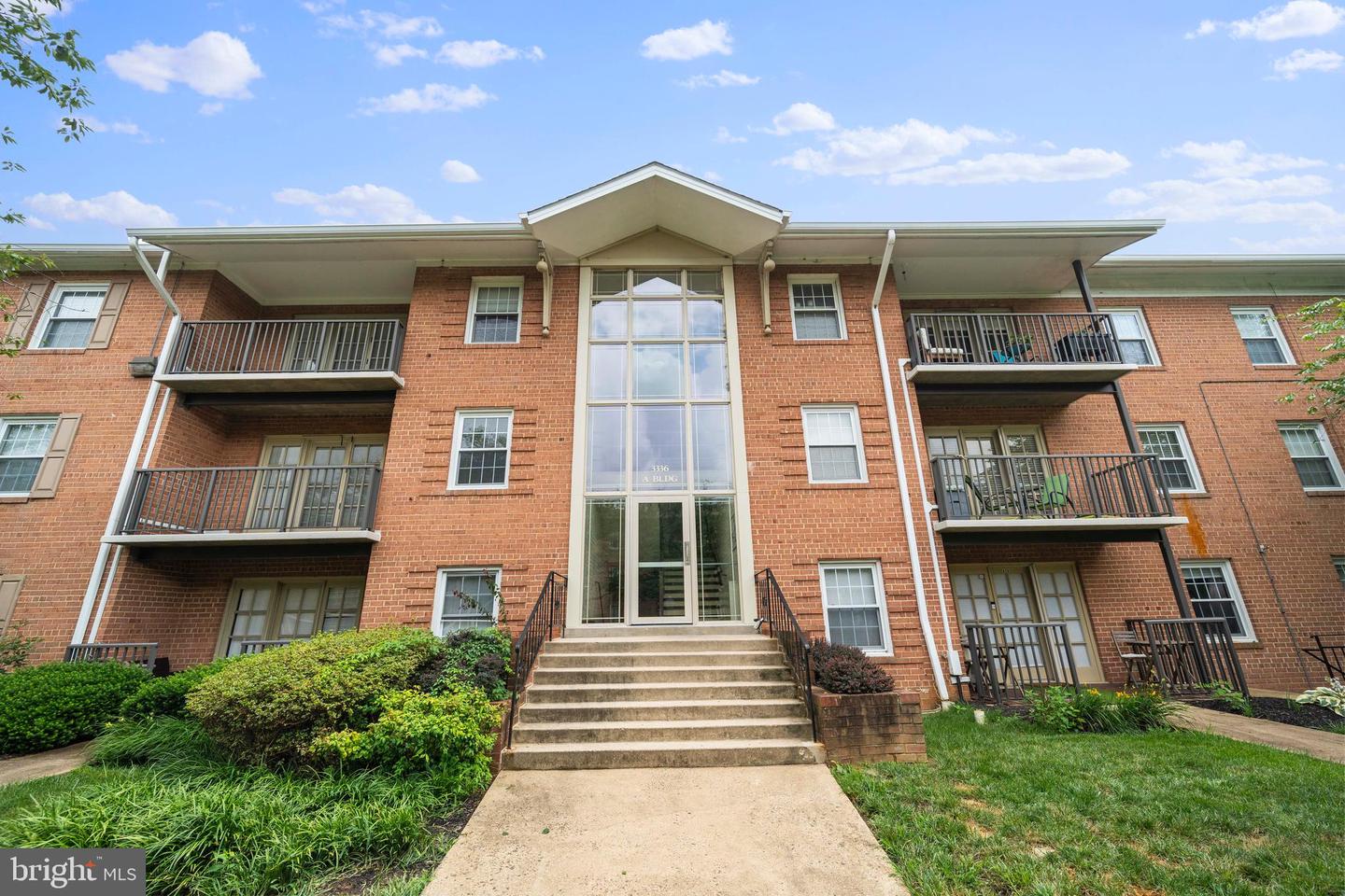 3336 SPRING LN #A-32, FALLS CHURCH, Virginia 22041, 2 Bedrooms Bedrooms, ,1 BathroomBathrooms,Residential,For sale,3336 SPRING LN #A-32,VAFX2254554 MLS # VAFX2254554