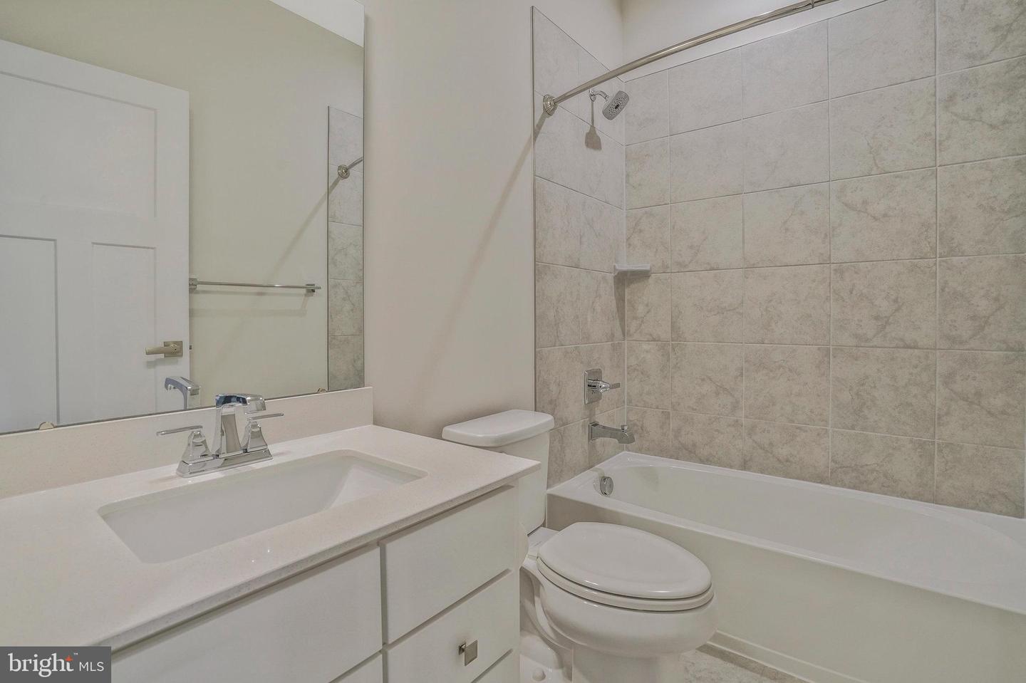 7811 SUTTER LN, ANNANDALE, Virginia 22003, 4 Bedrooms Bedrooms, ,3 BathroomsBathrooms,Residential,For sale,7811 SUTTER LN,VAFX2254560 MLS # VAFX2254560