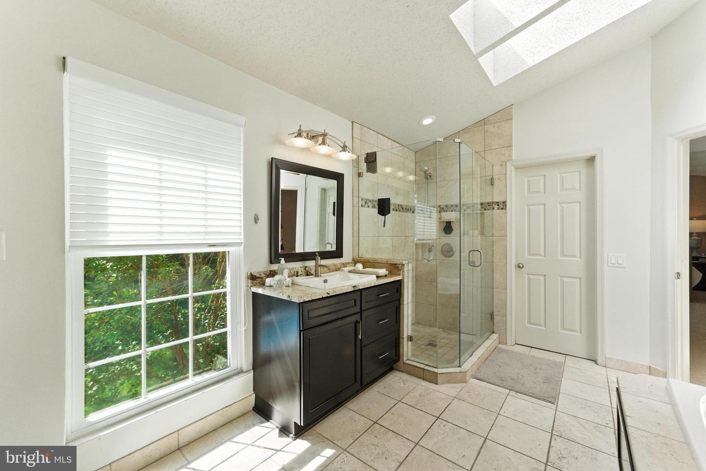2789 MAPLE RIDGE DR, WOODBRIDGE, Virginia 22192, 4 Bedrooms Bedrooms, ,2 BathroomsBathrooms,Residential,For sale,2789 MAPLE RIDGE DR,VAPW2098854 MLS # VAPW2098854