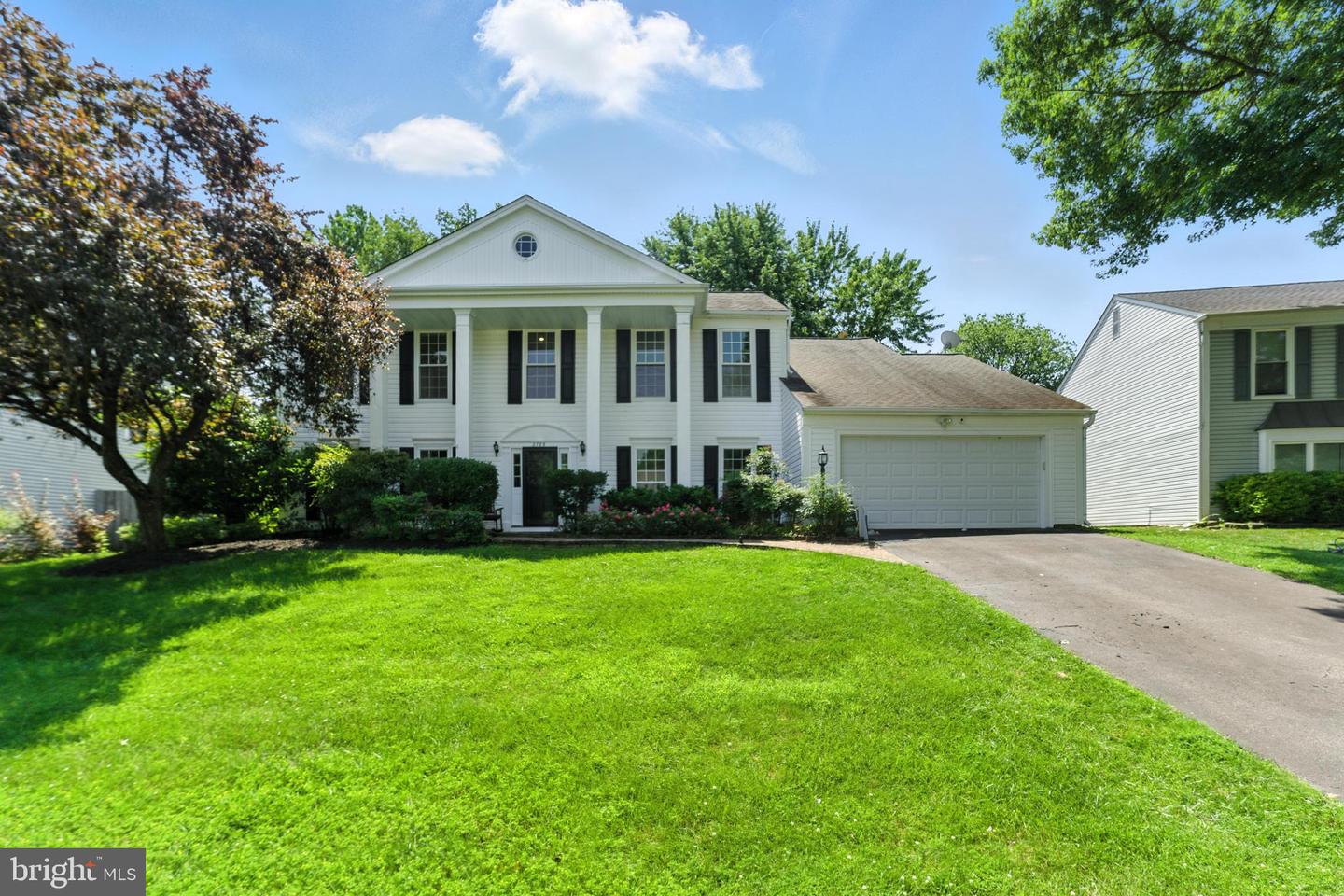 2789 MAPLE RIDGE DR, WOODBRIDGE, Virginia 22192, 4 Bedrooms Bedrooms, ,2 BathroomsBathrooms,Residential,For sale,2789 MAPLE RIDGE DR,VAPW2098854 MLS # VAPW2098854