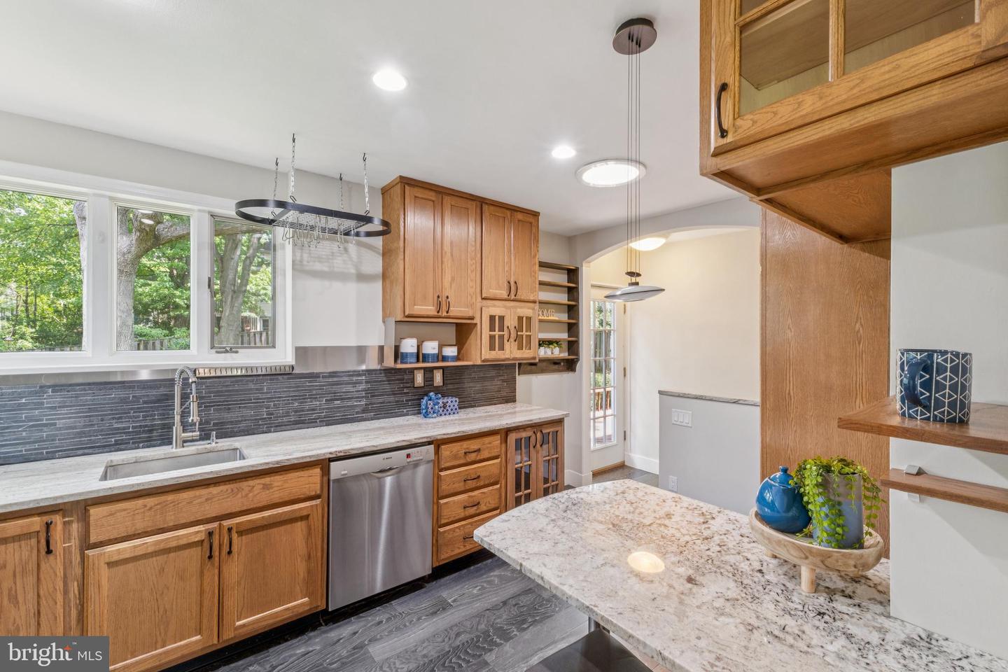 2431 N NOTTINGHAM ST, ARLINGTON, Virginia 22207, 3 Bedrooms Bedrooms, ,2 BathroomsBathrooms,Residential,For sale,2431 N NOTTINGHAM ST,VAAR2060440 MLS # VAAR2060440