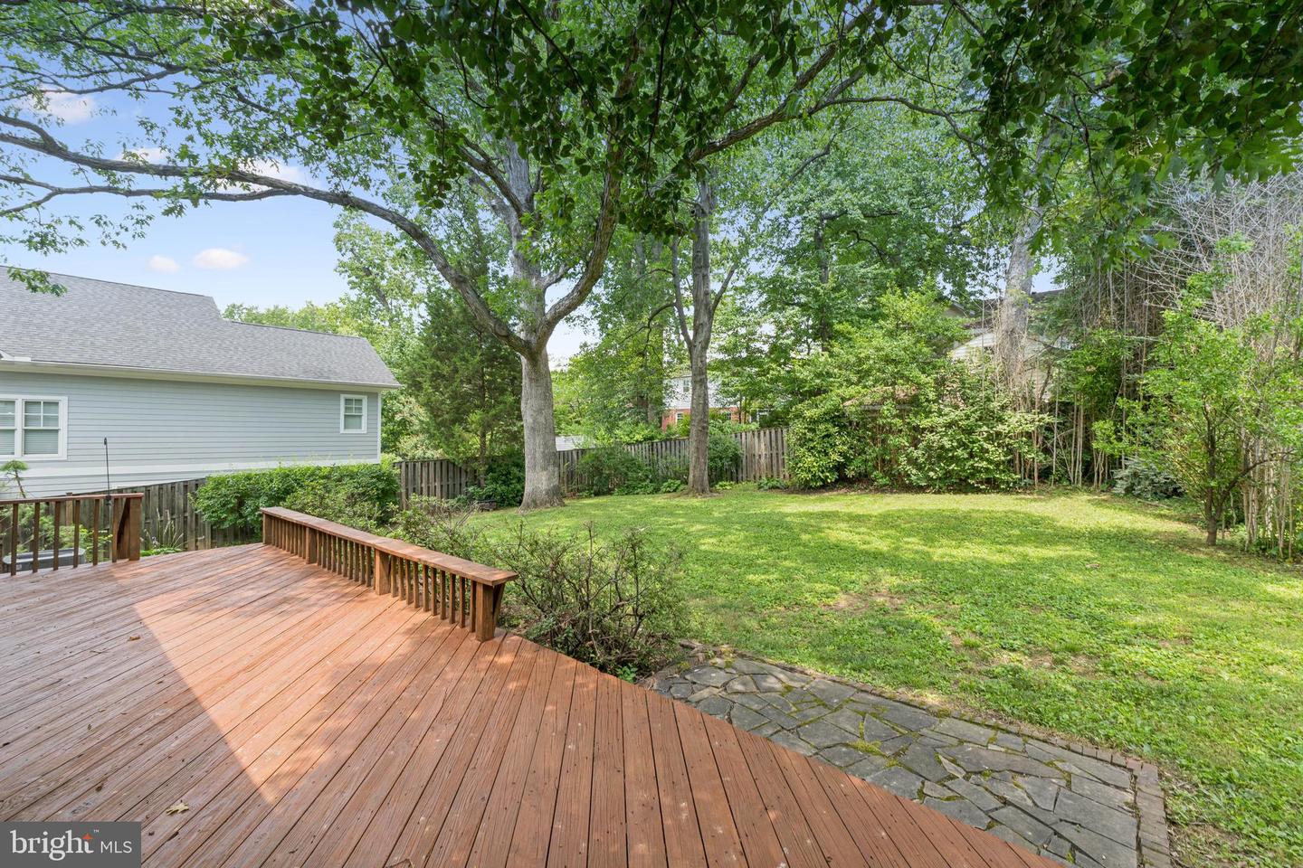 2431 N NOTTINGHAM ST, ARLINGTON, Virginia 22207, 3 Bedrooms Bedrooms, ,2 BathroomsBathrooms,Residential,For sale,2431 N NOTTINGHAM ST,VAAR2060440 MLS # VAAR2060440