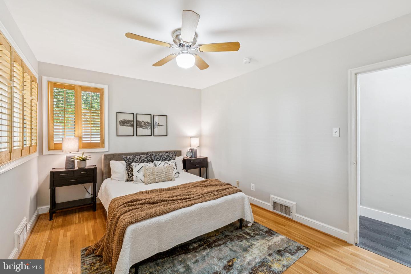 2431 N NOTTINGHAM ST, ARLINGTON, Virginia 22207, 3 Bedrooms Bedrooms, ,2 BathroomsBathrooms,Residential,For sale,2431 N NOTTINGHAM ST,VAAR2060440 MLS # VAAR2060440