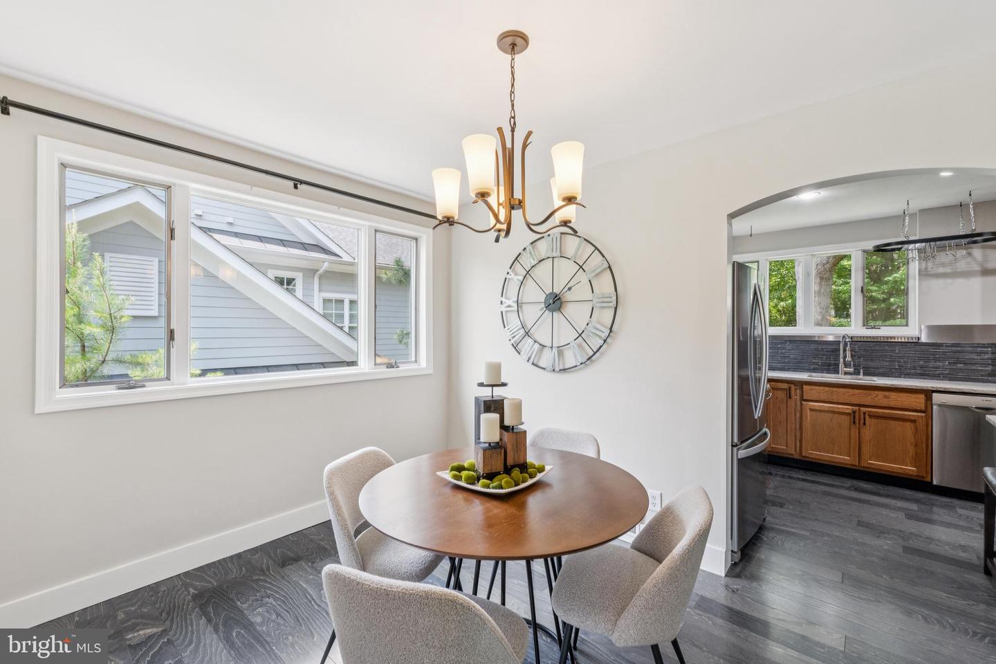 2431 N NOTTINGHAM ST, ARLINGTON, Virginia 22207, 3 Bedrooms Bedrooms, ,2 BathroomsBathrooms,Residential,For sale,2431 N NOTTINGHAM ST,VAAR2060440 MLS # VAAR2060440