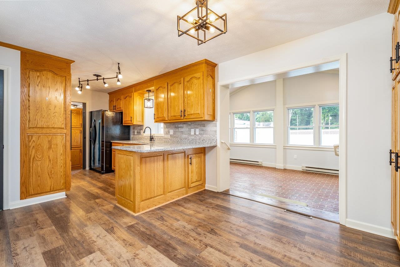 309 2ND ST, GROTTOES, Virginia 24441, 3 Bedrooms Bedrooms, ,2 BathroomsBathrooms,Residential,309 2ND ST,666812 MLS # 666812