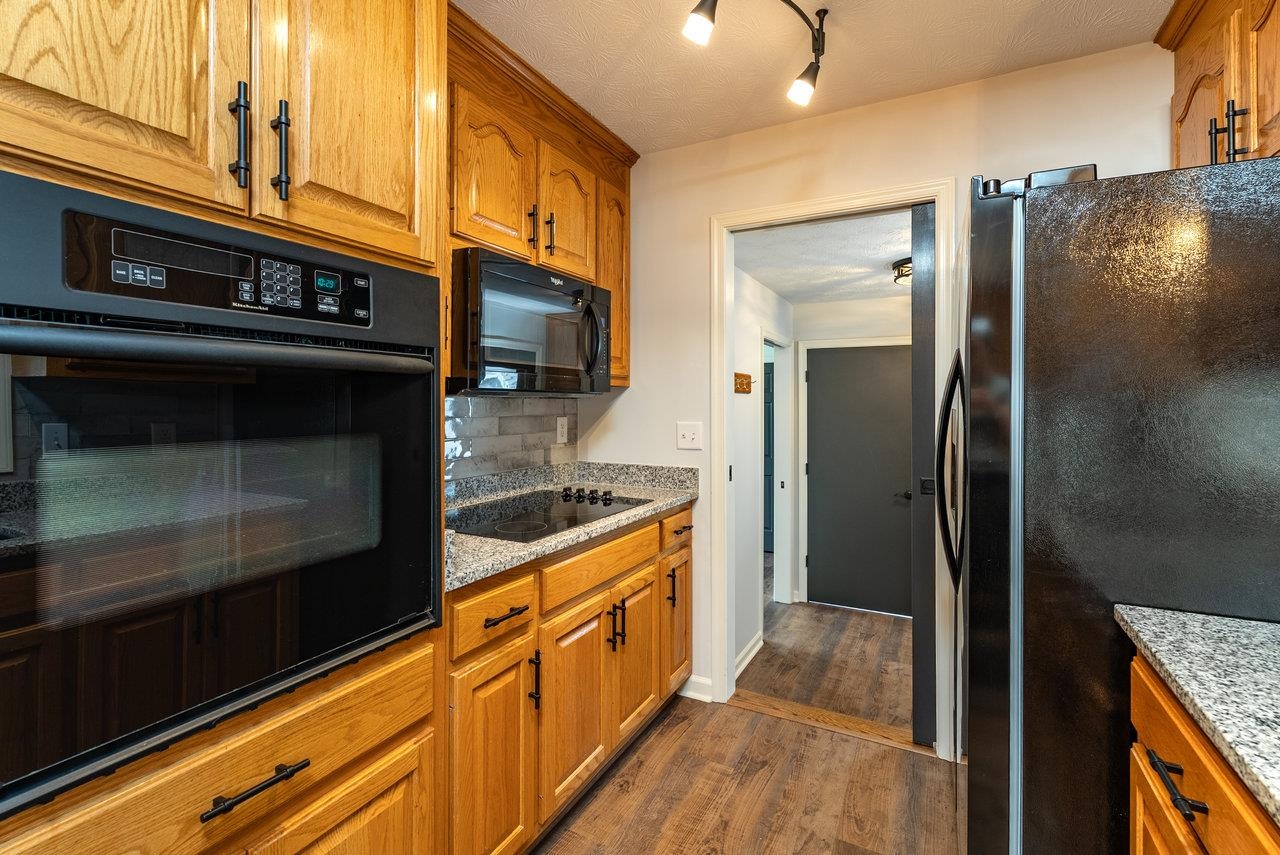 309 2ND ST, GROTTOES, Virginia 24441, 3 Bedrooms Bedrooms, ,2 BathroomsBathrooms,Residential,309 2ND ST,666812 MLS # 666812