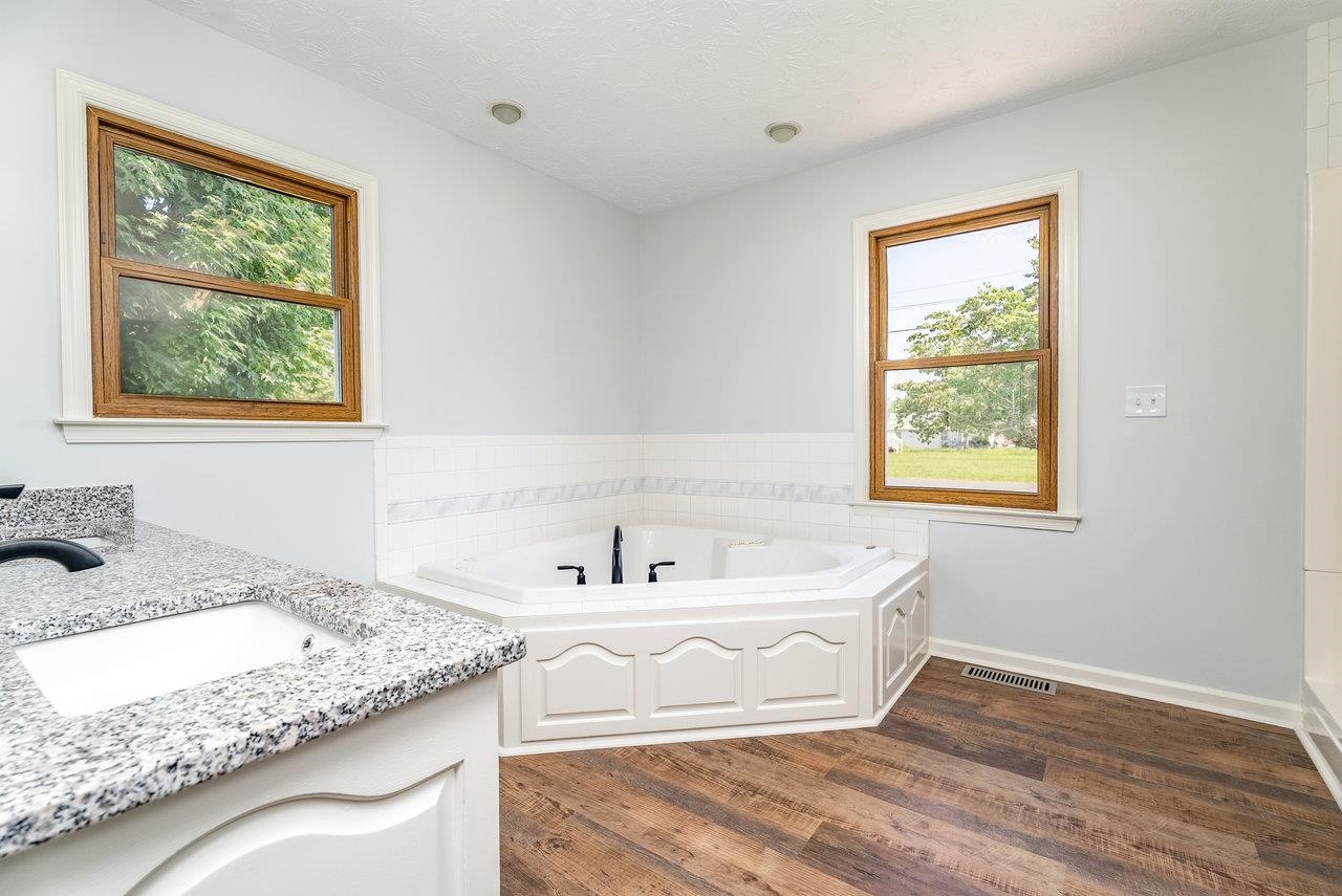 309 2ND ST, GROTTOES, Virginia 24441, 3 Bedrooms Bedrooms, ,2 BathroomsBathrooms,Residential,309 2ND ST,666812 MLS # 666812