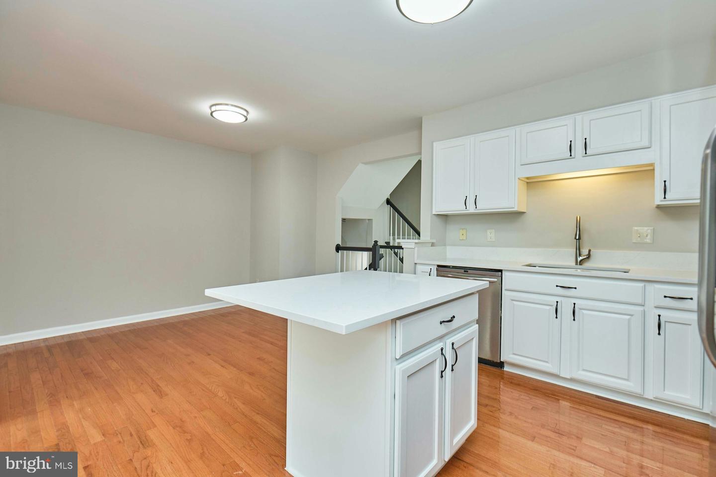 7055 ROGUE FOREST LN, GAINESVILLE, Virginia 20155, 3 Bedrooms Bedrooms, ,2 BathroomsBathrooms,Residential,For sale,7055 ROGUE FOREST LN,VAPW2098896 MLS # VAPW2098896
