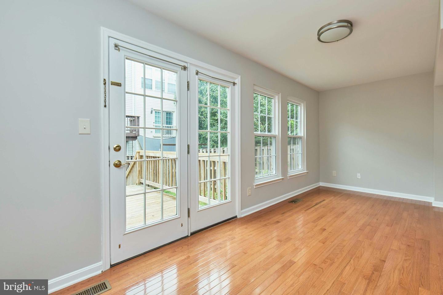 7055 ROGUE FOREST LN, GAINESVILLE, Virginia 20155, 3 Bedrooms Bedrooms, ,2 BathroomsBathrooms,Residential,For sale,7055 ROGUE FOREST LN,VAPW2098896 MLS # VAPW2098896