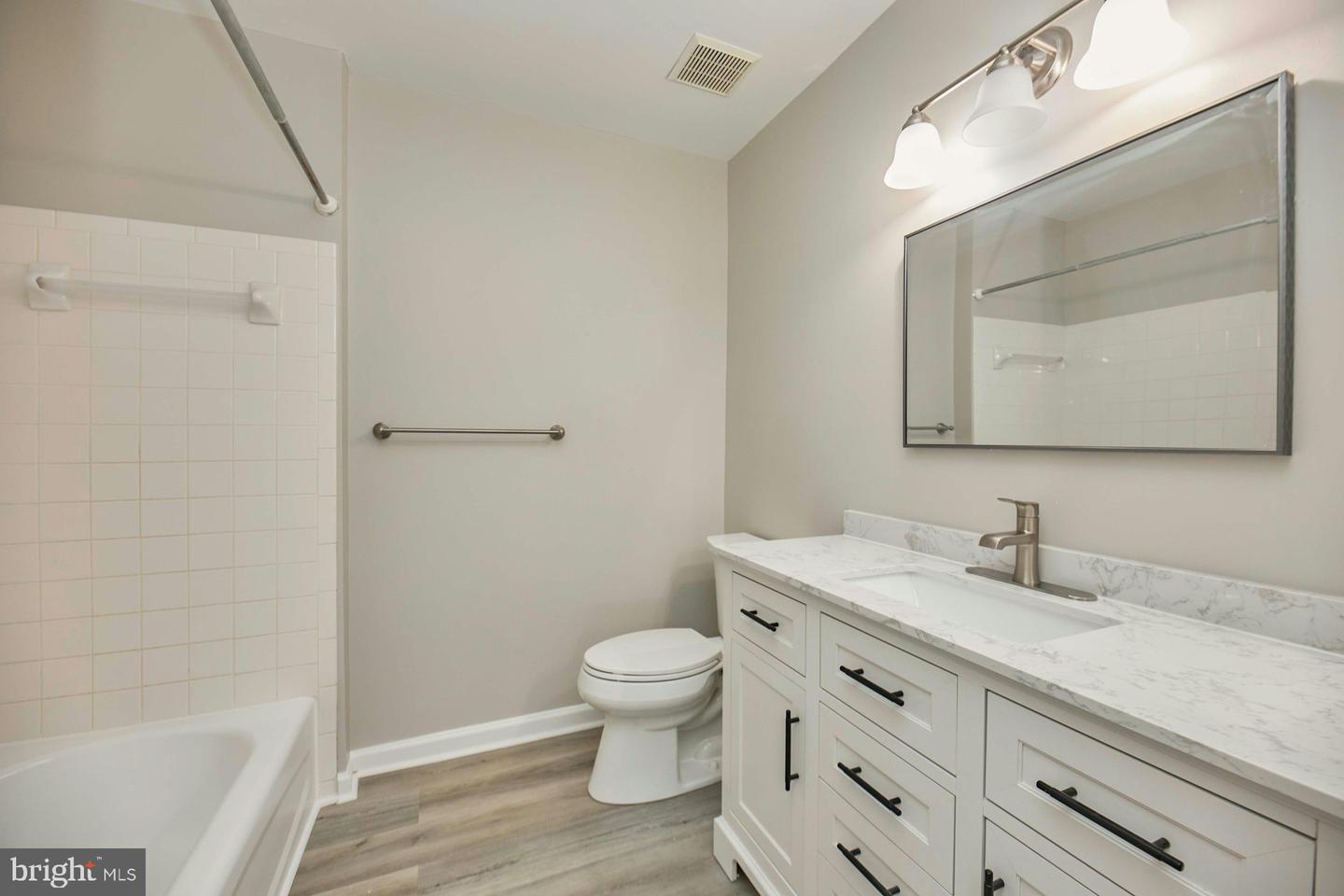 7055 ROGUE FOREST LN, GAINESVILLE, Virginia 20155, 3 Bedrooms Bedrooms, ,2 BathroomsBathrooms,Residential,For sale,7055 ROGUE FOREST LN,VAPW2098896 MLS # VAPW2098896