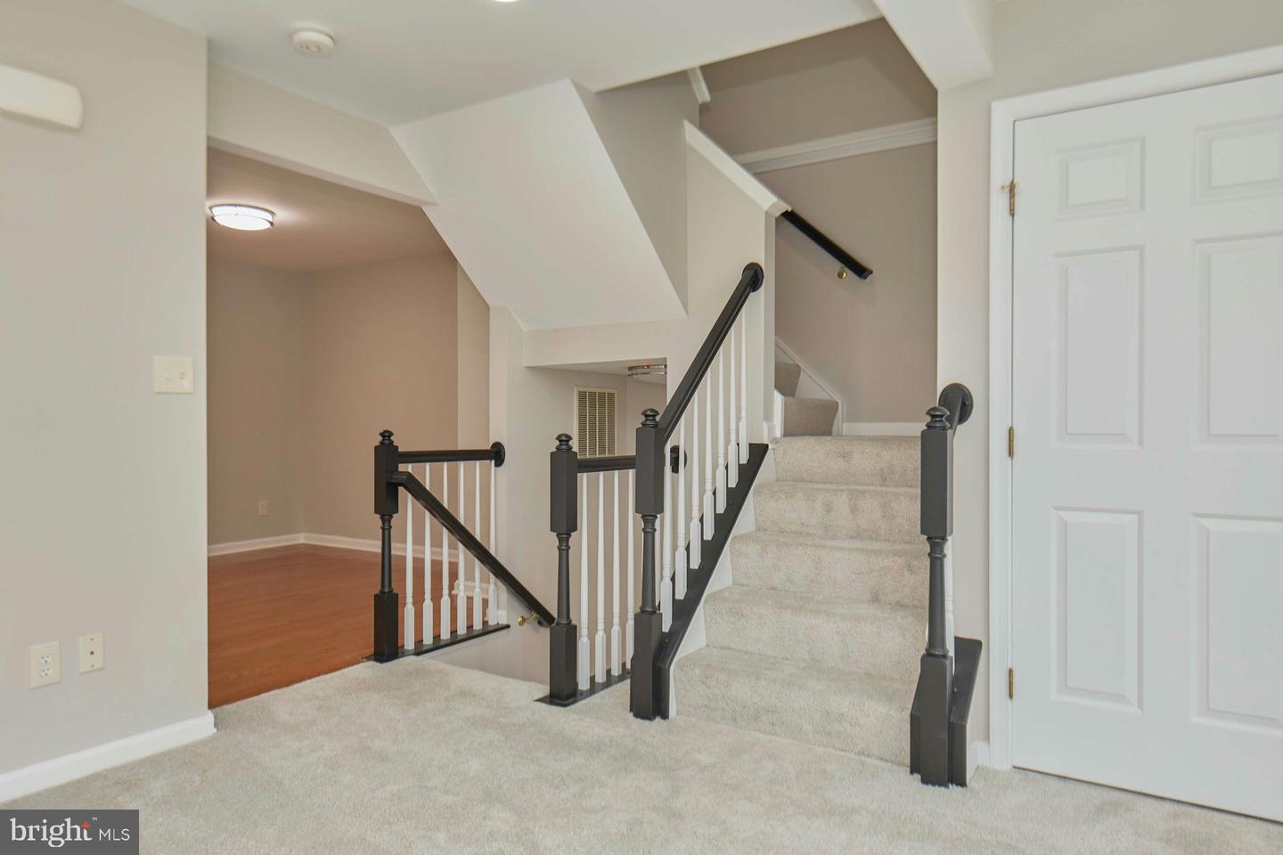 7055 ROGUE FOREST LN, GAINESVILLE, Virginia 20155, 3 Bedrooms Bedrooms, ,2 BathroomsBathrooms,Residential,For sale,7055 ROGUE FOREST LN,VAPW2098896 MLS # VAPW2098896