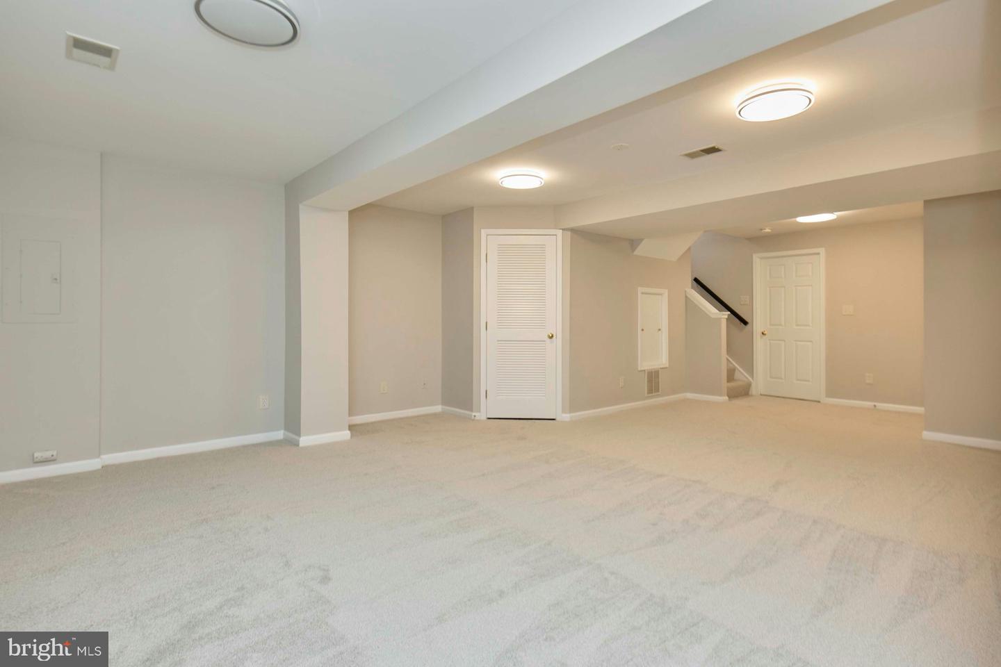 7055 ROGUE FOREST LN, GAINESVILLE, Virginia 20155, 3 Bedrooms Bedrooms, ,2 BathroomsBathrooms,Residential,For sale,7055 ROGUE FOREST LN,VAPW2098896 MLS # VAPW2098896