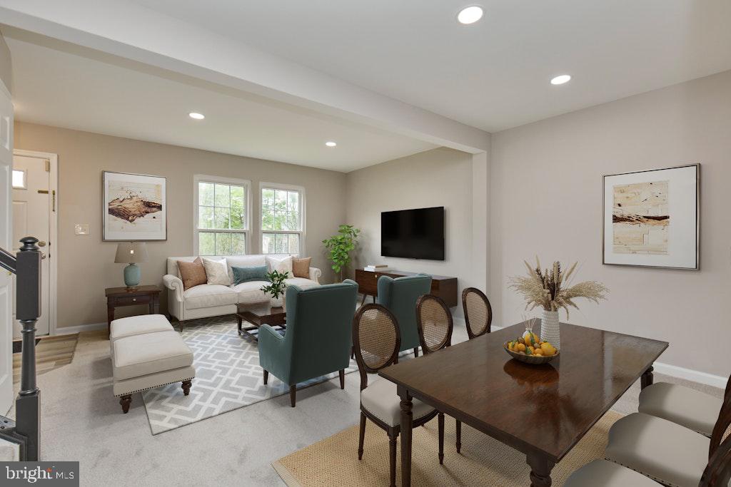 7055 ROGUE FOREST LN, GAINESVILLE, Virginia 20155, 3 Bedrooms Bedrooms, ,2 BathroomsBathrooms,Residential,For sale,7055 ROGUE FOREST LN,VAPW2098896 MLS # VAPW2098896