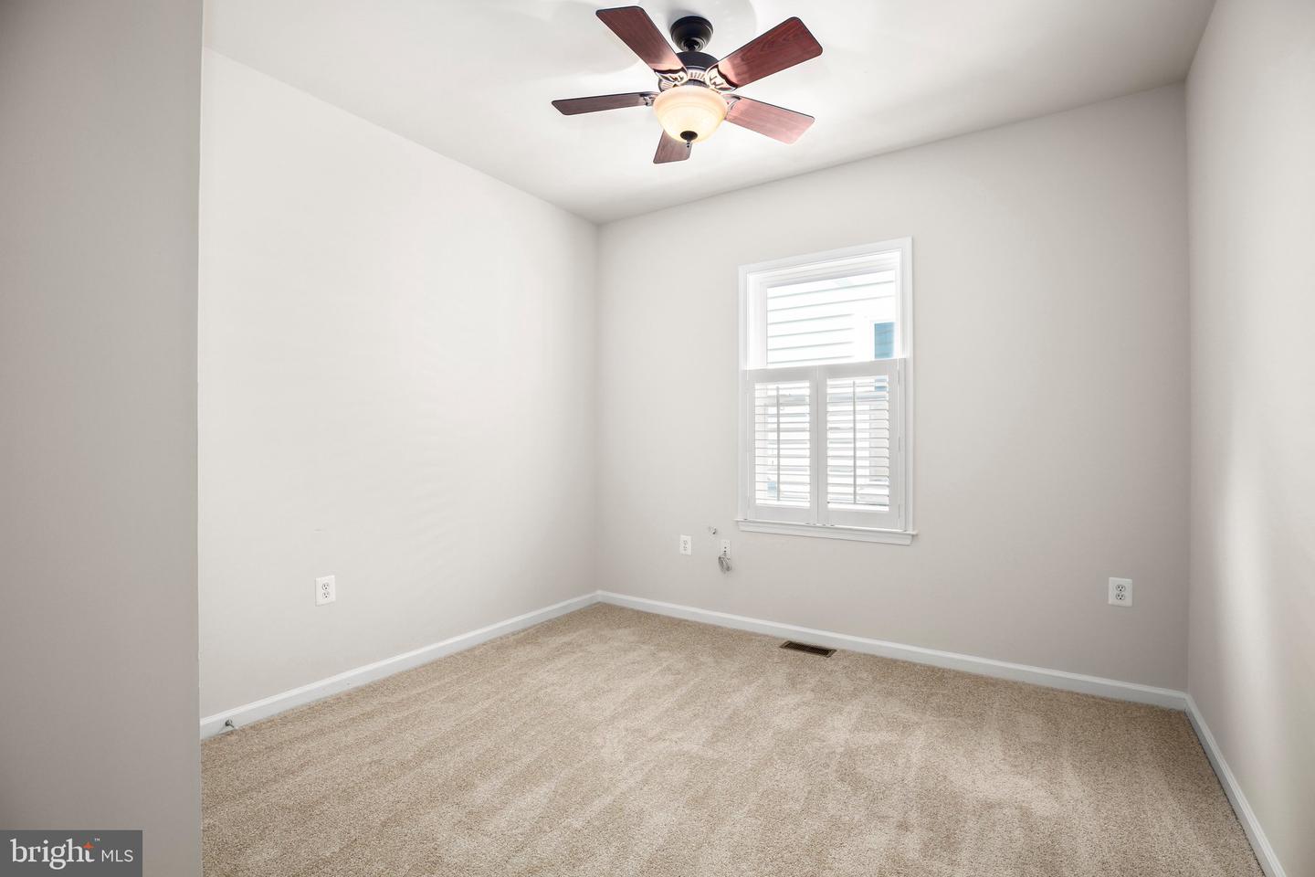 14 SUGARGROVE CT, FREDERICKSBURG, Virginia 22406, 3 Bedrooms Bedrooms, ,3 BathroomsBathrooms,Residential,For sale,14 SUGARGROVE CT,VAST2040646 MLS # VAST2040646