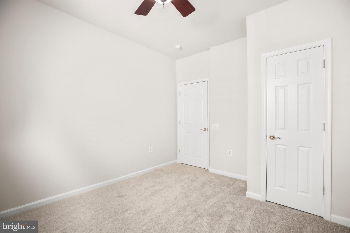 14 SUGARGROVE CT, FREDERICKSBURG, Virginia 22406, 3 Bedrooms Bedrooms, ,3 BathroomsBathrooms,Residential,For sale,14 SUGARGROVE CT,VAST2040646 MLS # VAST2040646