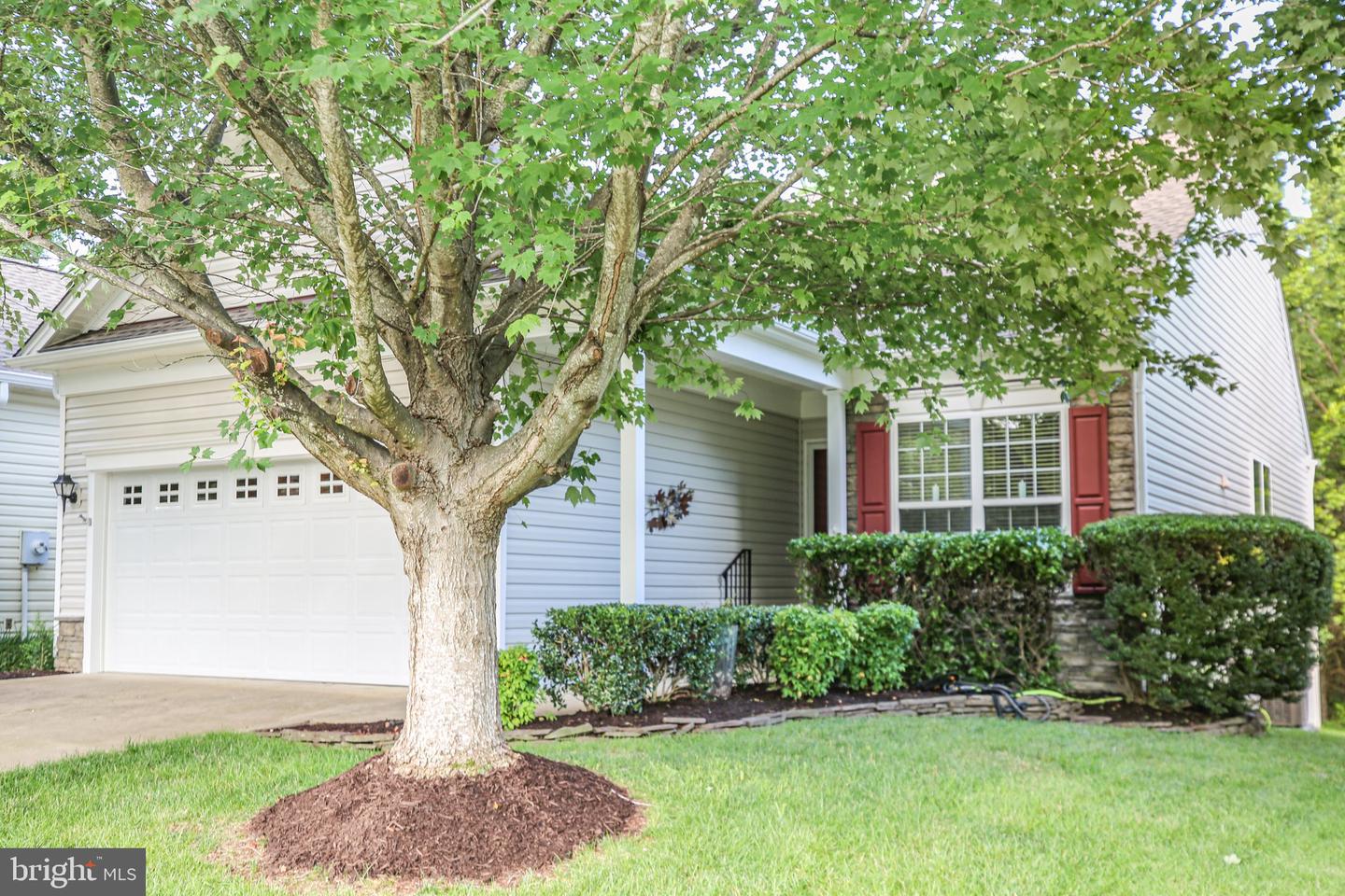 14 SUGARGROVE CT, FREDERICKSBURG, Virginia 22406, 3 Bedrooms Bedrooms, ,3 BathroomsBathrooms,Residential,For sale,14 SUGARGROVE CT,VAST2040646 MLS # VAST2040646