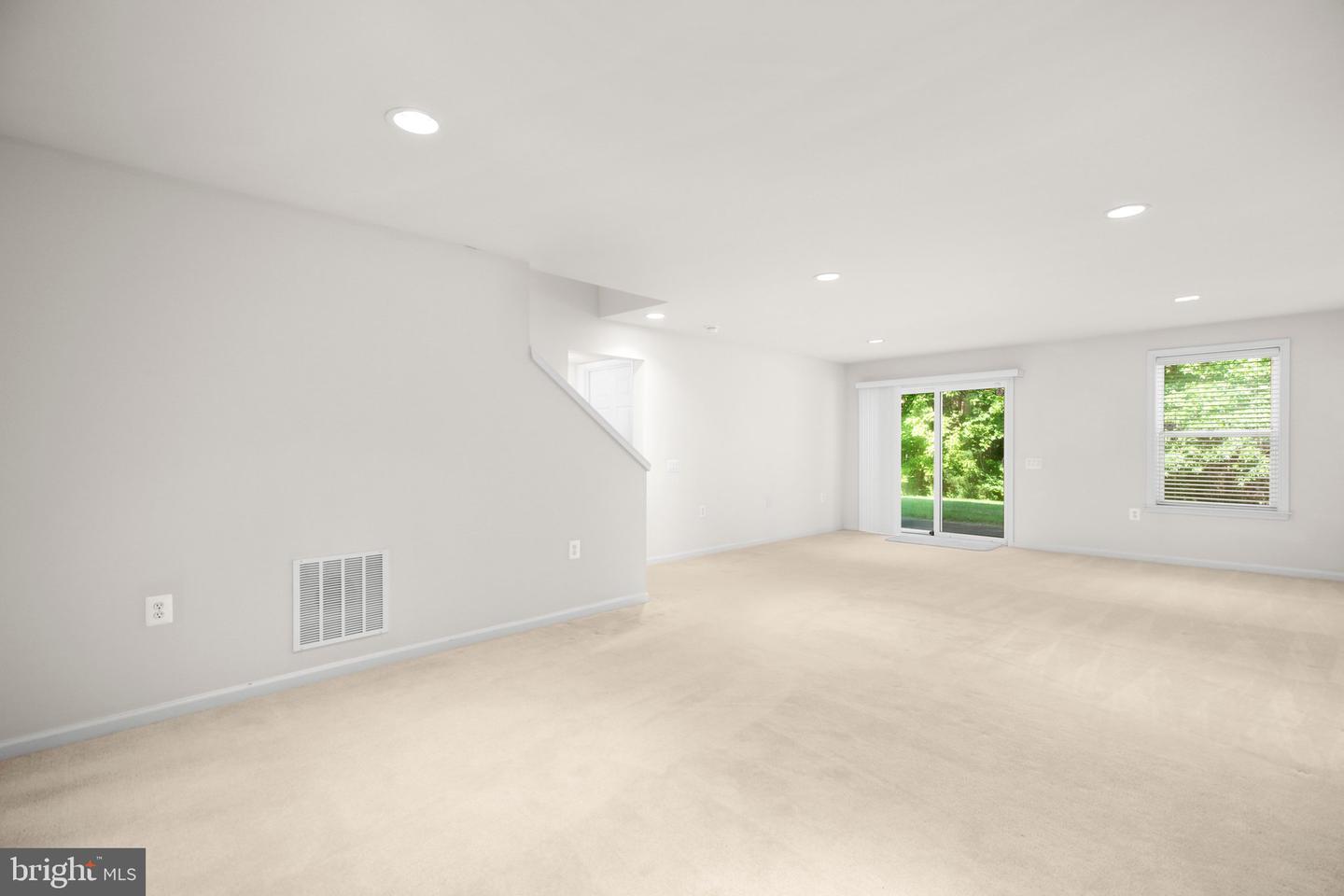 14 SUGARGROVE CT, FREDERICKSBURG, Virginia 22406, 3 Bedrooms Bedrooms, ,3 BathroomsBathrooms,Residential,For sale,14 SUGARGROVE CT,VAST2040646 MLS # VAST2040646