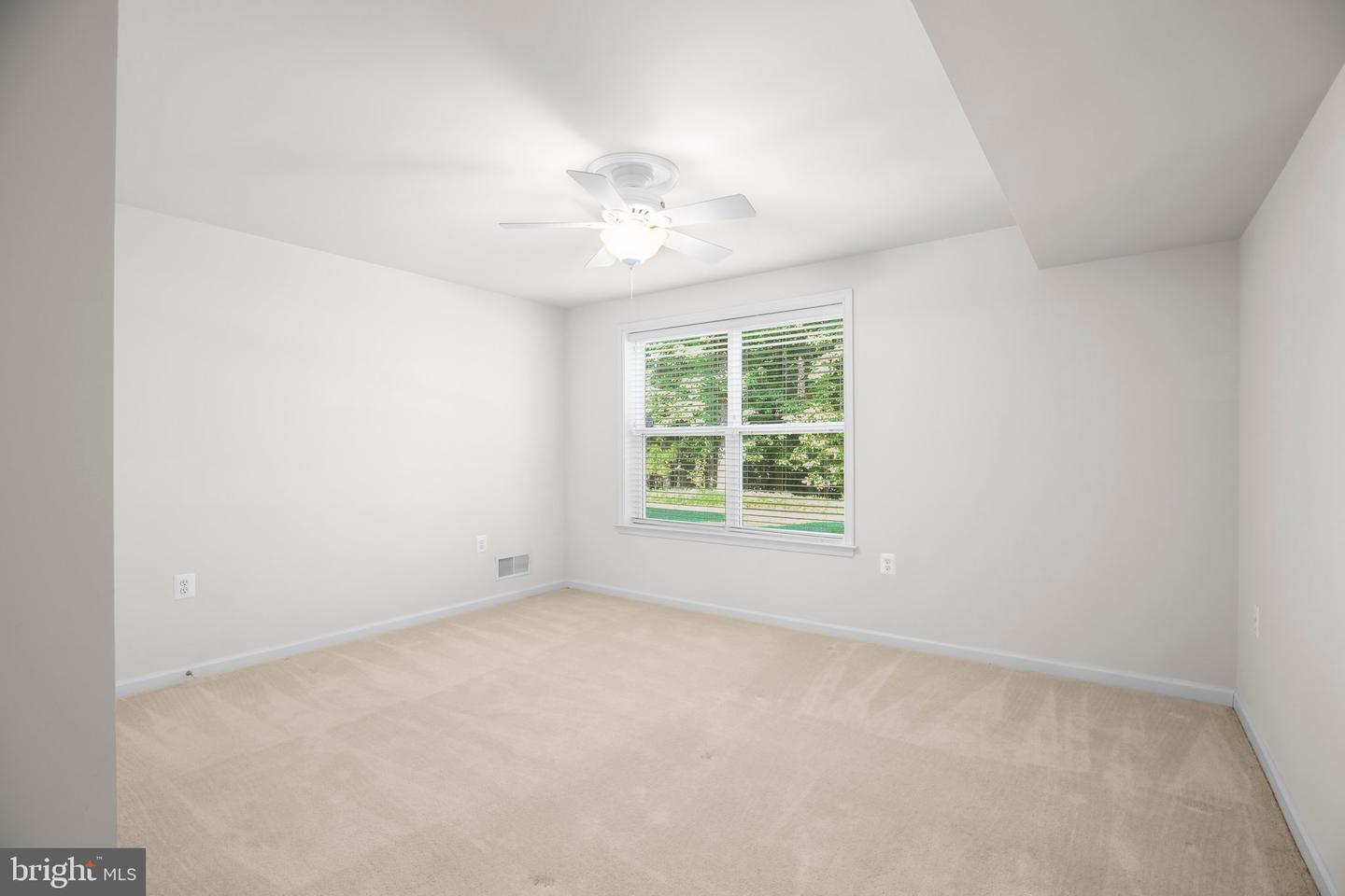 14 SUGARGROVE CT, FREDERICKSBURG, Virginia 22406, 3 Bedrooms Bedrooms, ,3 BathroomsBathrooms,Residential,For sale,14 SUGARGROVE CT,VAST2040646 MLS # VAST2040646