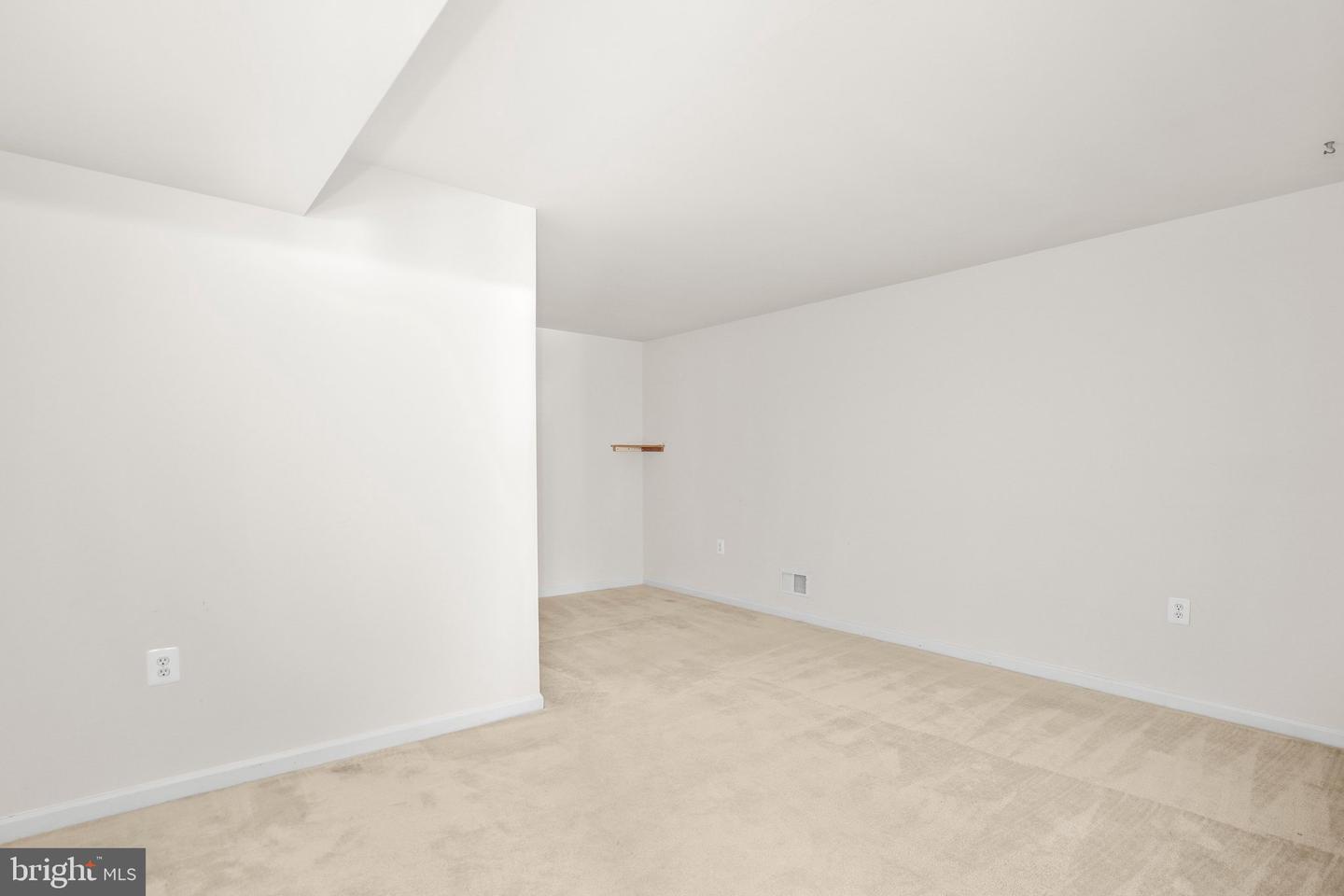 14 SUGARGROVE CT, FREDERICKSBURG, Virginia 22406, 3 Bedrooms Bedrooms, ,3 BathroomsBathrooms,Residential,For sale,14 SUGARGROVE CT,VAST2040646 MLS # VAST2040646