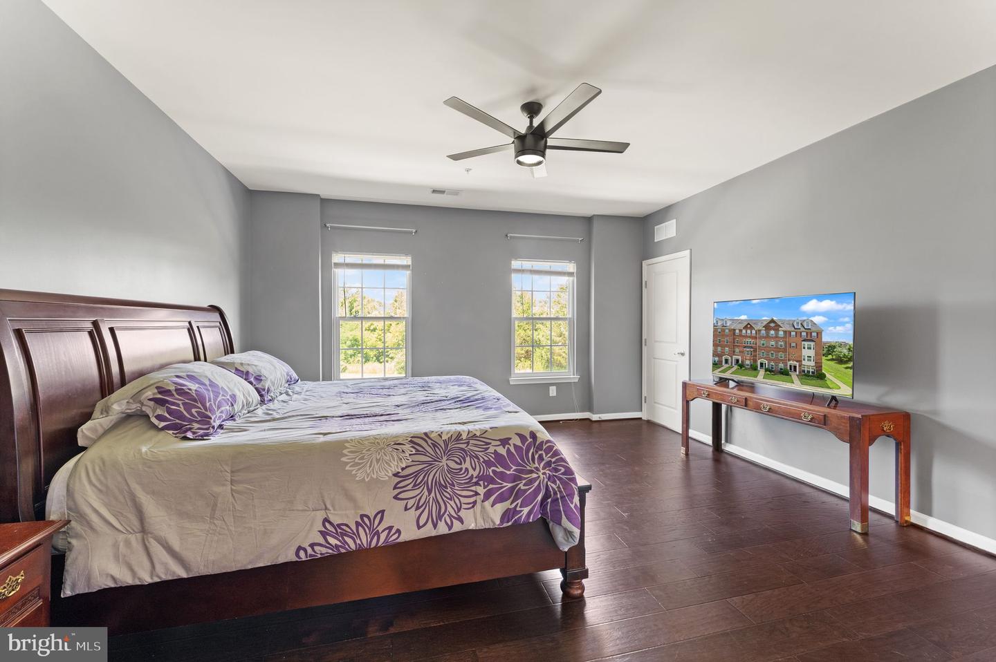21709 CHARITY TER #10C, ASHBURN, Virginia 20147, 3 Bedrooms Bedrooms, 6 Rooms Rooms,2 BathroomsBathrooms,Residential,For sale,21709 CHARITY TER #10C,VALO2101644 MLS # VALO2101644