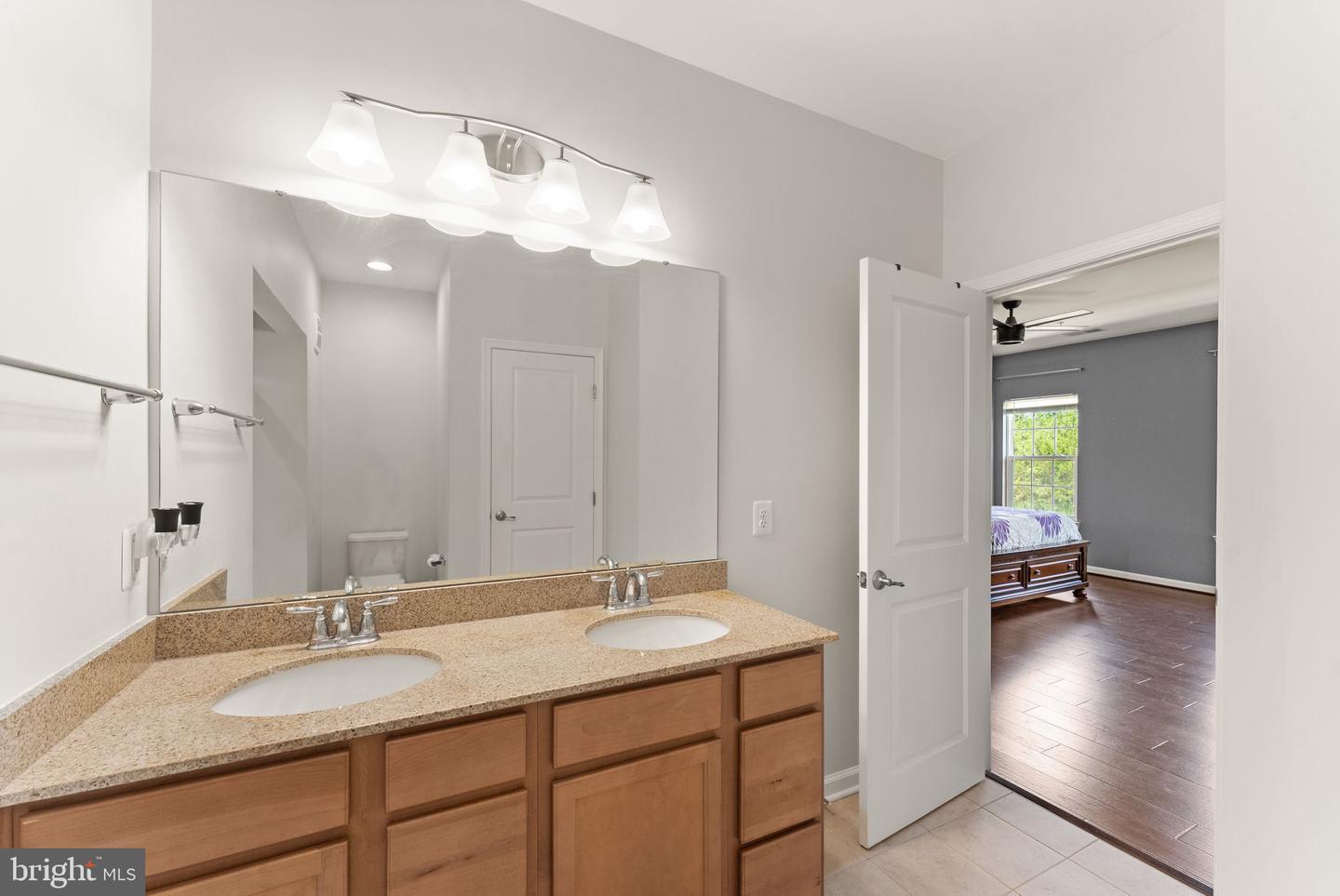 21709 CHARITY TER #10C, ASHBURN, Virginia 20147, 3 Bedrooms Bedrooms, 6 Rooms Rooms,2 BathroomsBathrooms,Residential,For sale,21709 CHARITY TER #10C,VALO2101644 MLS # VALO2101644
