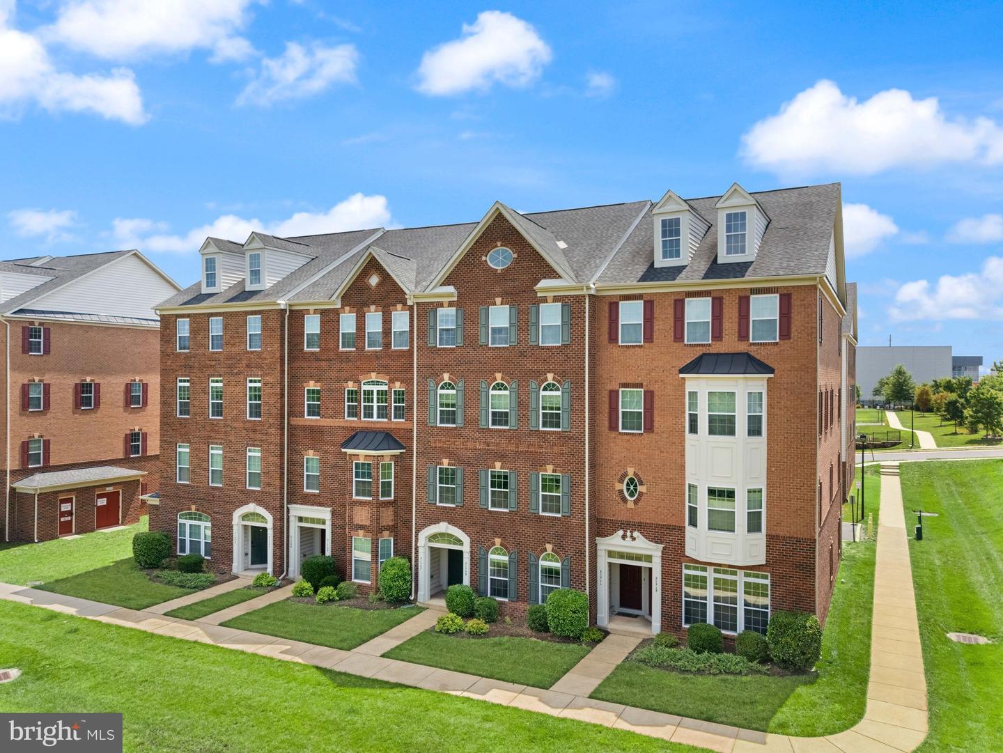 21709 CHARITY TER #10C, ASHBURN, Virginia 20147, 3 Bedrooms Bedrooms, 6 Rooms Rooms,2 BathroomsBathrooms,Residential,For sale,21709 CHARITY TER #10C,VALO2101644 MLS # VALO2101644