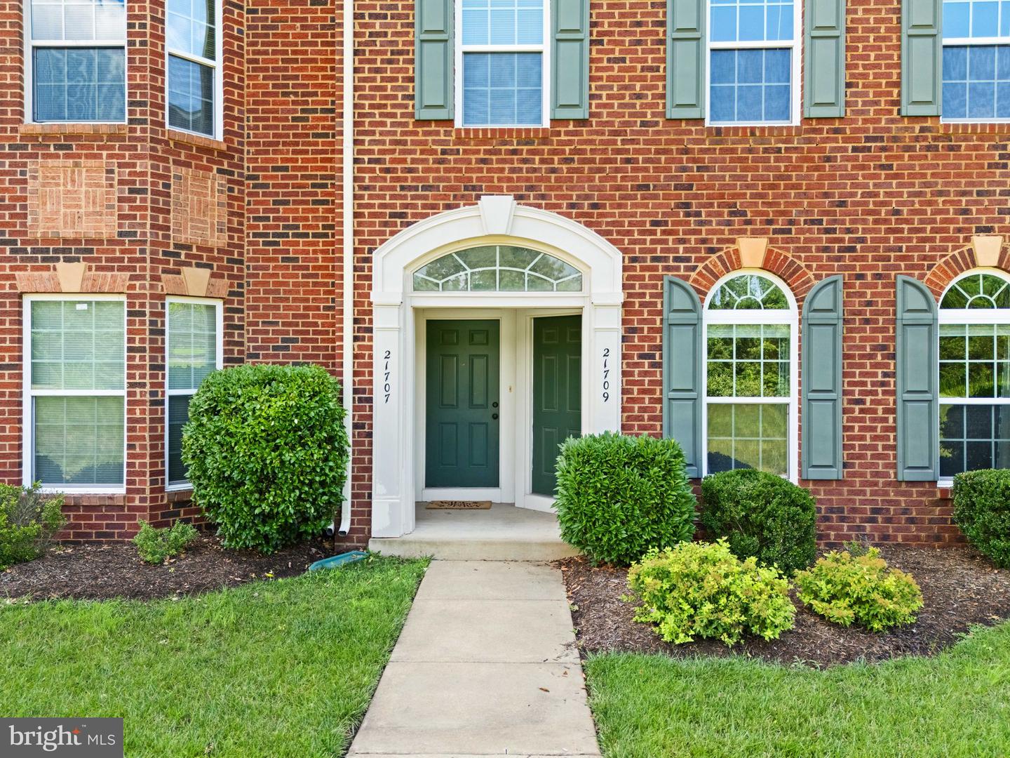21709 CHARITY TER #10C, ASHBURN, Virginia 20147, 3 Bedrooms Bedrooms, 6 Rooms Rooms,2 BathroomsBathrooms,Residential,For sale,21709 CHARITY TER #10C,VALO2101644 MLS # VALO2101644