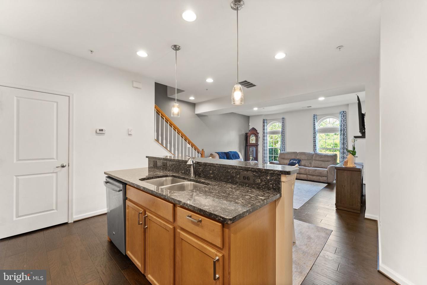 21709 CHARITY TER #10C, ASHBURN, Virginia 20147, 3 Bedrooms Bedrooms, 6 Rooms Rooms,2 BathroomsBathrooms,Residential,For sale,21709 CHARITY TER #10C,VALO2101644 MLS # VALO2101644