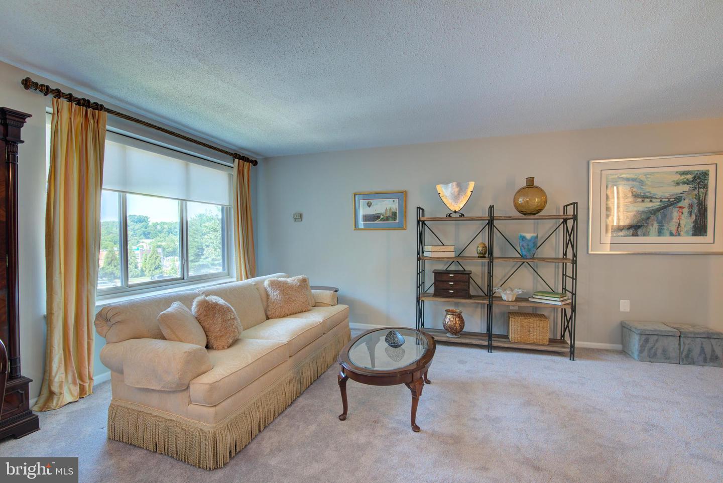 3000 SPOUT RUN PKWY PKWY #A303, ARLINGTON, Virginia 22201, 1 Bedroom Bedrooms, ,1 BathroomBathrooms,Residential,For sale,3000 SPOUT RUN PKWY PKWY #A303,VAAR2060464 MLS # VAAR2060464
