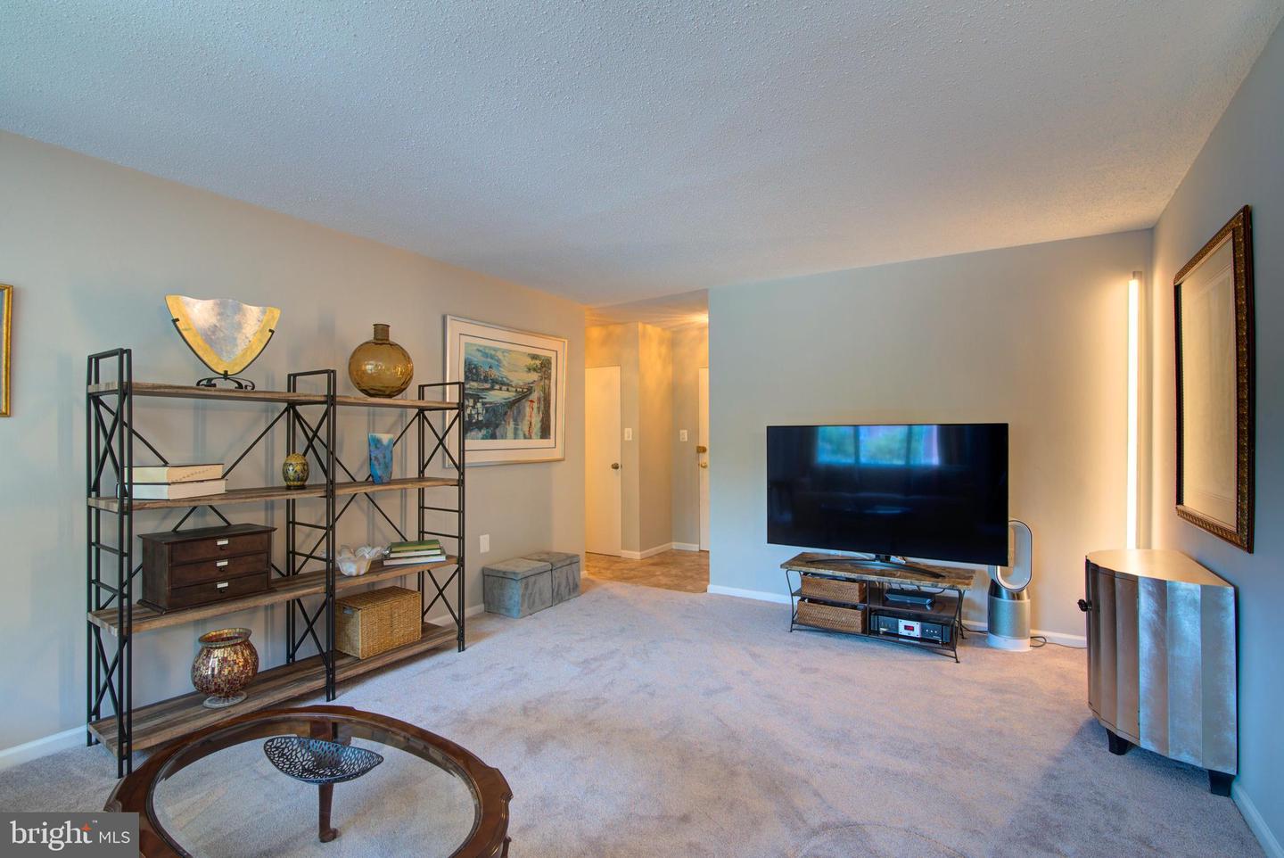 3000 SPOUT RUN PKWY PKWY #A303, ARLINGTON, Virginia 22201, 1 Bedroom Bedrooms, ,1 BathroomBathrooms,Residential,For sale,3000 SPOUT RUN PKWY PKWY #A303,VAAR2060464 MLS # VAAR2060464