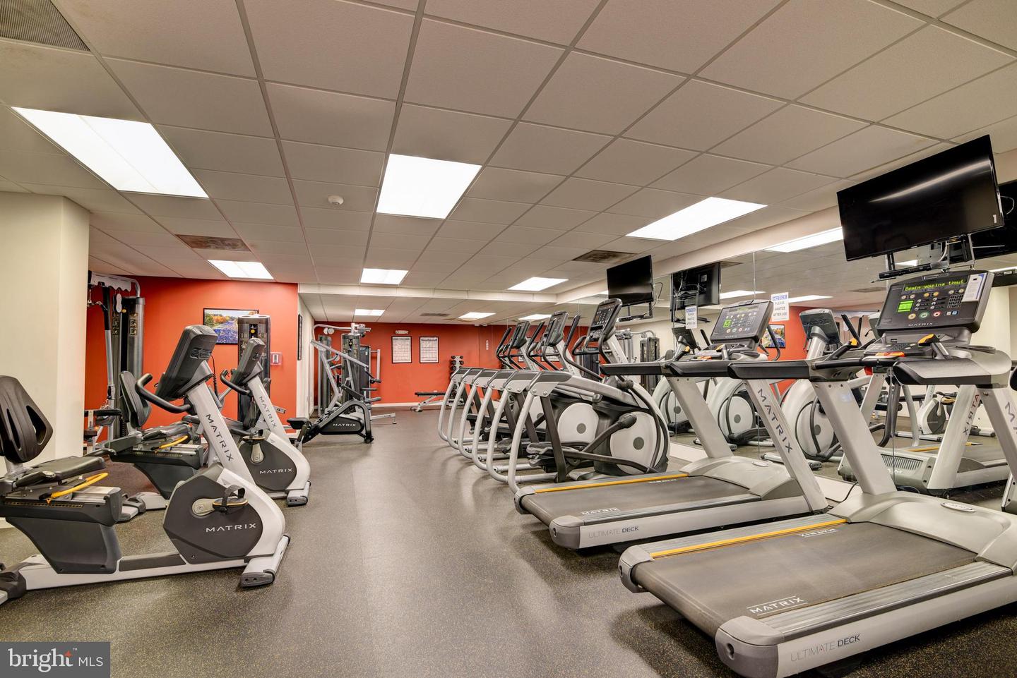 3000 SPOUT RUN PKWY PKWY #A303, ARLINGTON, Virginia 22201, 1 Bedroom Bedrooms, ,1 BathroomBathrooms,Residential,For sale,3000 SPOUT RUN PKWY PKWY #A303,VAAR2060464 MLS # VAAR2060464