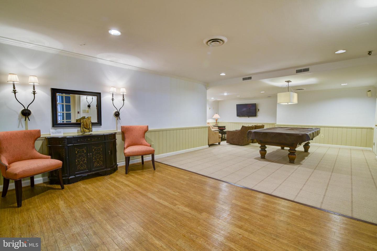 3000 SPOUT RUN PKWY PKWY #A303, ARLINGTON, Virginia 22201, 1 Bedroom Bedrooms, ,1 BathroomBathrooms,Residential,For sale,3000 SPOUT RUN PKWY PKWY #A303,VAAR2060464 MLS # VAAR2060464