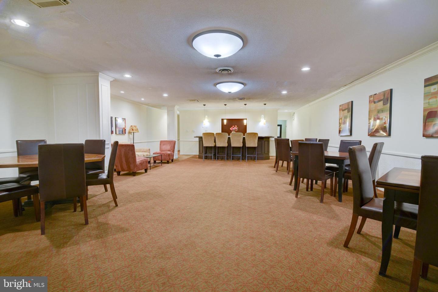 3000 SPOUT RUN PKWY PKWY #A303, ARLINGTON, Virginia 22201, 1 Bedroom Bedrooms, ,1 BathroomBathrooms,Residential,For sale,3000 SPOUT RUN PKWY PKWY #A303,VAAR2060464 MLS # VAAR2060464