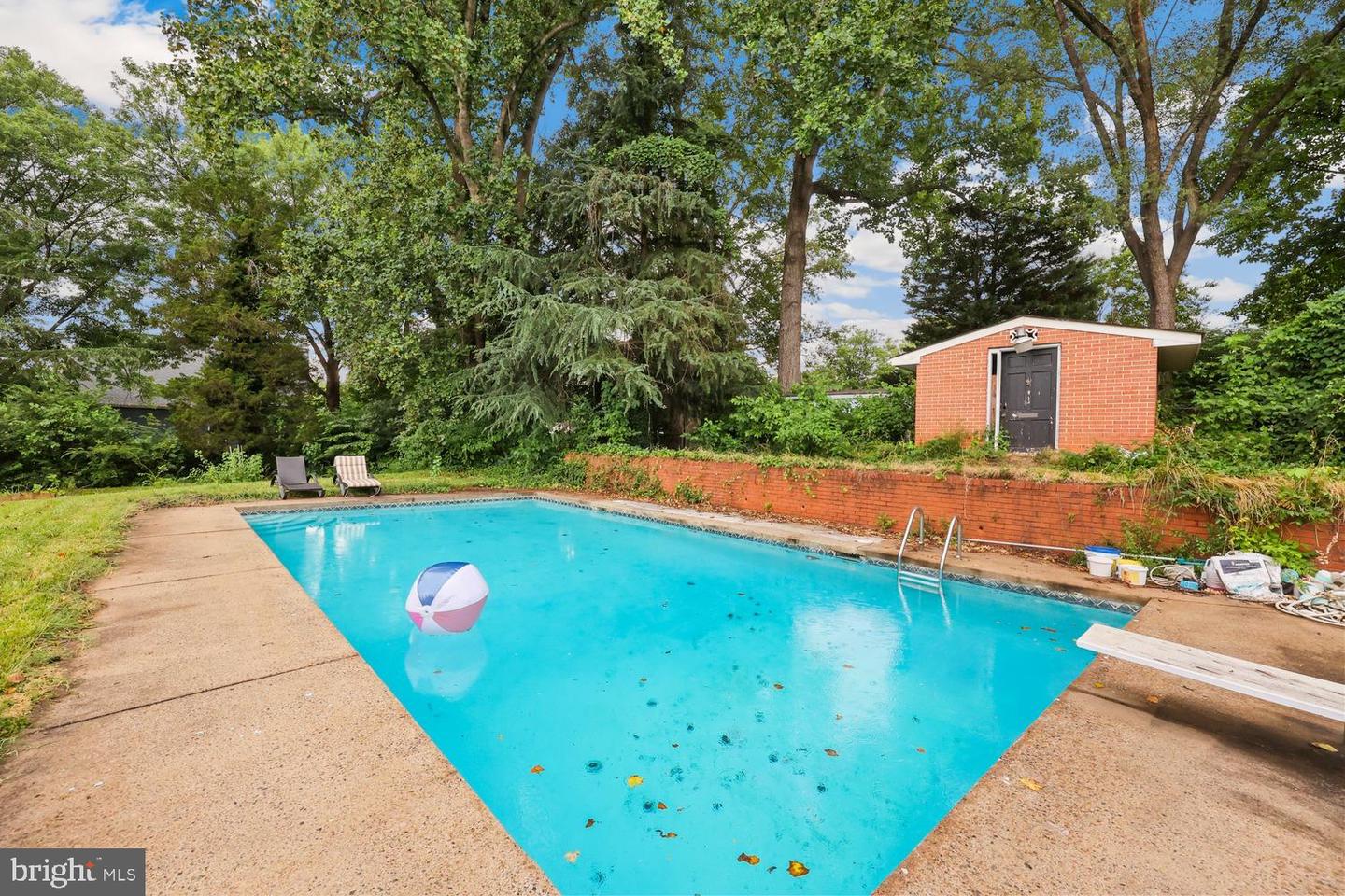 8022 HATTERAS LN, SPRINGFIELD, Virginia 22151, 3 Bedrooms Bedrooms, ,2 BathroomsBathrooms,Residential,For sale,8022 HATTERAS LN,VAFX2254666 MLS # VAFX2254666