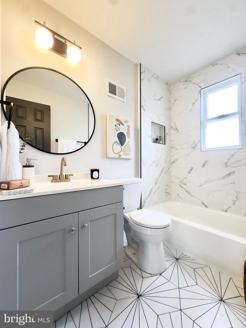 3107 MONTROSE AVE, ALEXANDRIA, Virginia 22305, 3 Bedrooms Bedrooms, ,2 BathroomsBathrooms,Residential,For sale,3107 MONTROSE AVE,VAAX2047332 MLS # VAAX2047332