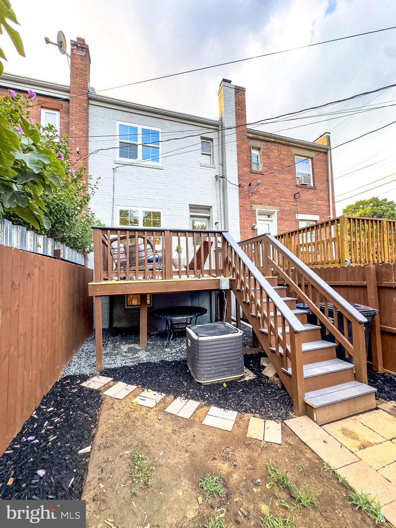 3107 MONTROSE AVE, ALEXANDRIA, Virginia 22305, 3 Bedrooms Bedrooms, ,2 BathroomsBathrooms,Residential,For sale,3107 MONTROSE AVE,VAAX2047332 MLS # VAAX2047332