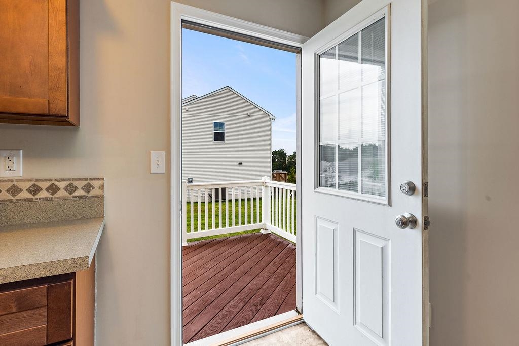43 UPLAND CT, STUARTS DRAFT, Virginia 24477, 5 Bedrooms Bedrooms, ,3 BathroomsBathrooms,Residential,43 UPLAND CT,666814 MLS # 666814