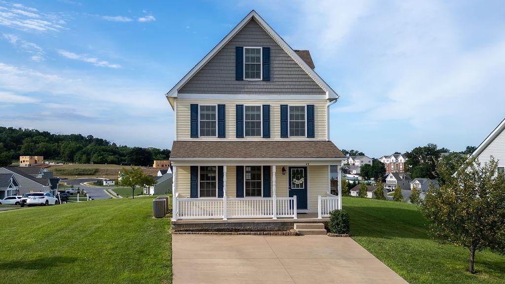 43 UPLAND CT, STUARTS DRAFT, Virginia 24477, 5 Bedrooms Bedrooms, ,3 BathroomsBathrooms,Residential,43 UPLAND CT,666814 MLS # 666814