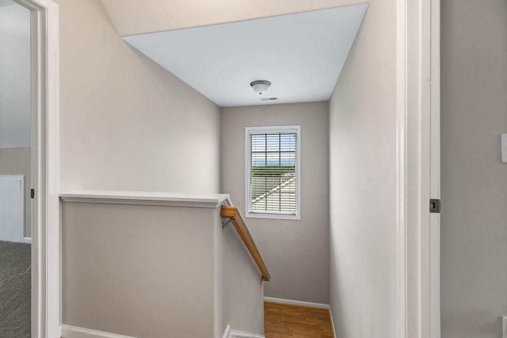 43 UPLAND CT, STUARTS DRAFT, Virginia 24477, 5 Bedrooms Bedrooms, ,3 BathroomsBathrooms,Residential,43 UPLAND CT,666814 MLS # 666814