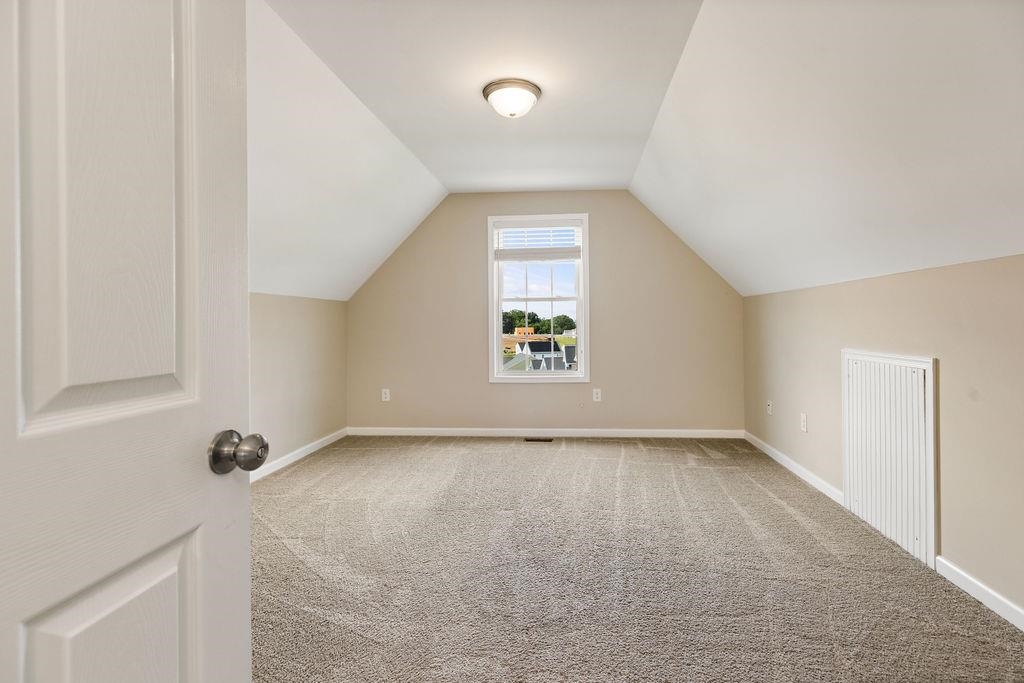 43 UPLAND CT, STUARTS DRAFT, Virginia 24477, 5 Bedrooms Bedrooms, ,3 BathroomsBathrooms,Residential,43 UPLAND CT,666814 MLS # 666814