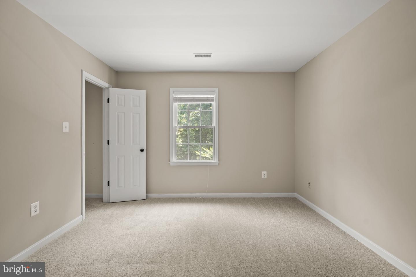 15066 COLIN LN, AMISSVILLE, Virginia 20106, 4 Bedrooms Bedrooms, ,3 BathroomsBathrooms,Residential,For sale,15066 COLIN LN,VACU2010992 MLS # VACU2010992