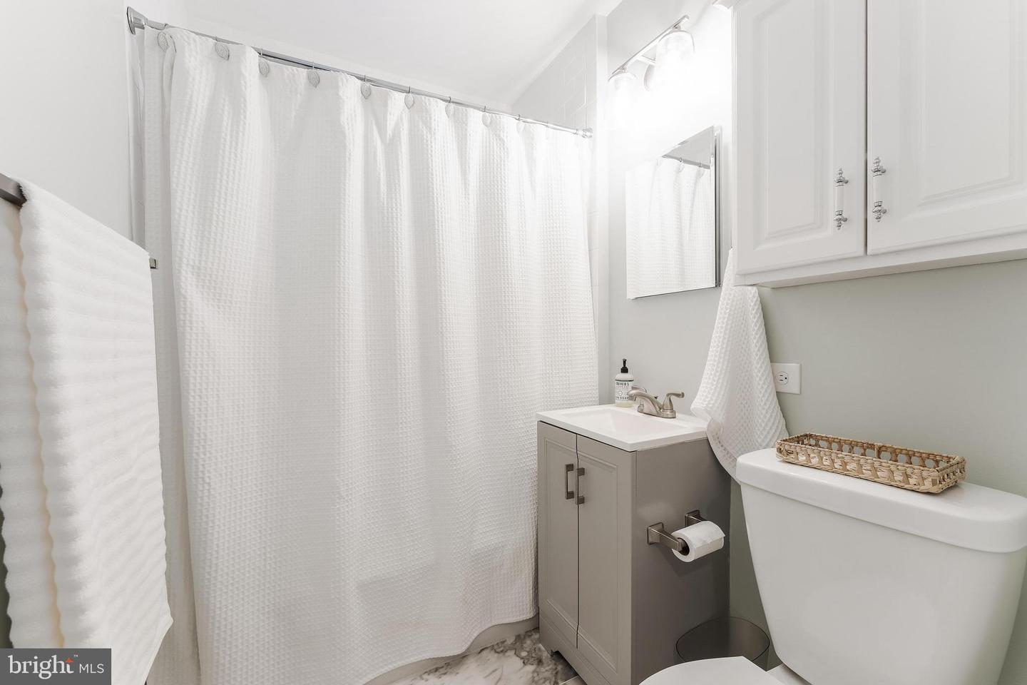 2907 MONROE PL, FALLS CHURCH, Virginia 22042, 4 Bedrooms Bedrooms, ,2 BathroomsBathrooms,Residential,For sale,2907 MONROE PL,VAFX2254656 MLS # VAFX2254656
