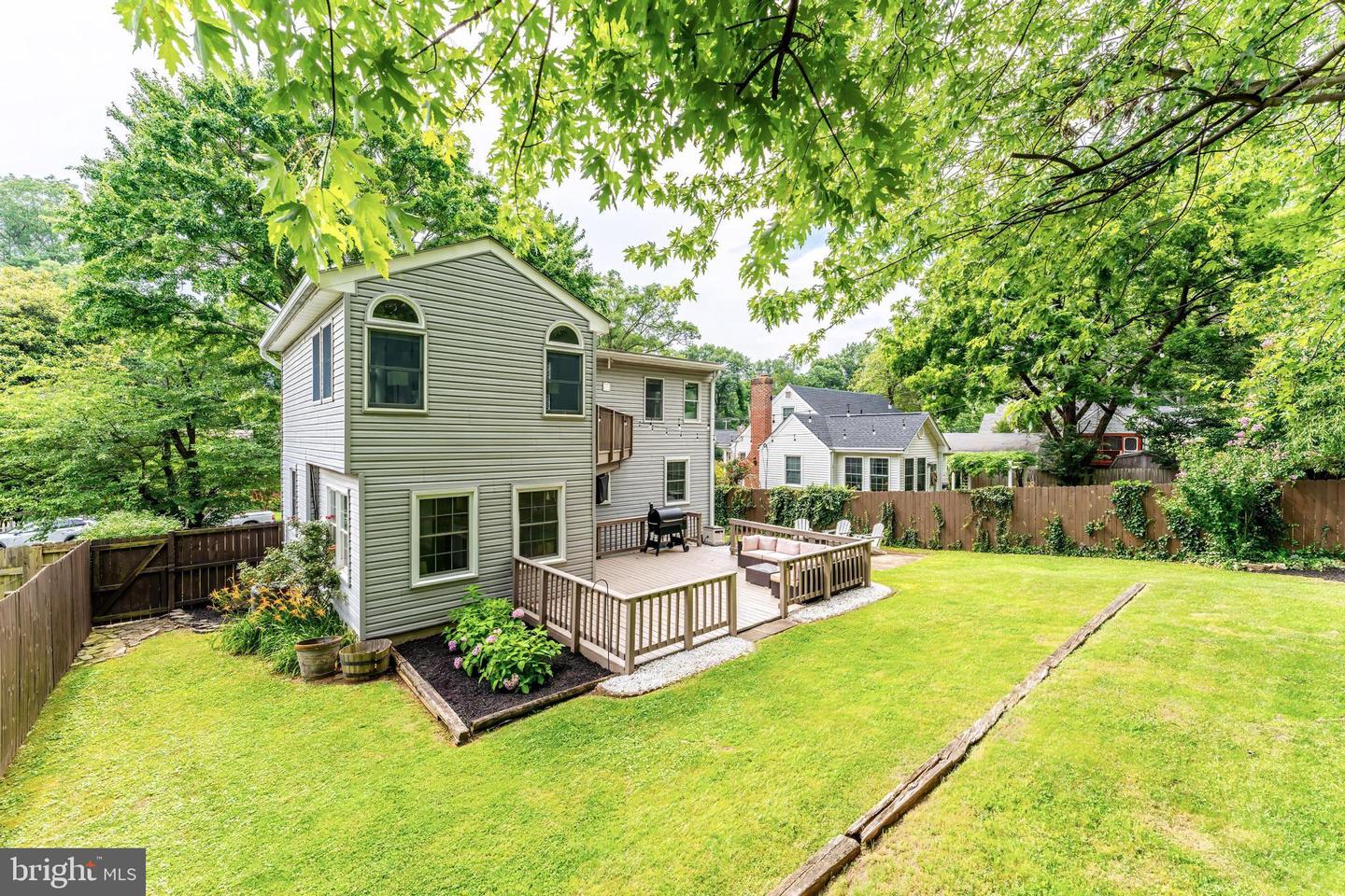 2907 MONROE PL, FALLS CHURCH, Virginia 22042, 4 Bedrooms Bedrooms, ,2 BathroomsBathrooms,Residential,For sale,2907 MONROE PL,VAFX2254656 MLS # VAFX2254656