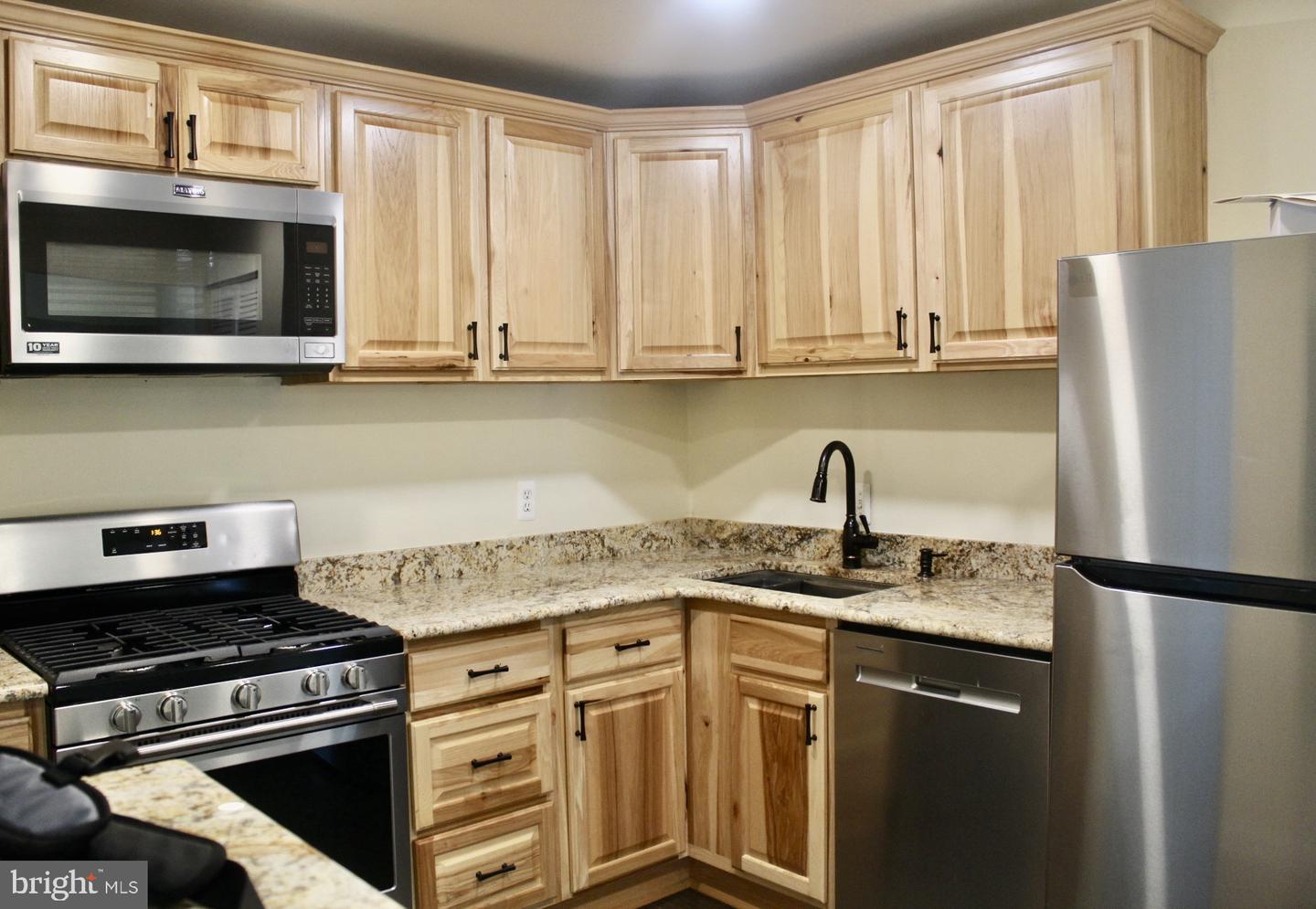 7904 INVERTON RD #204, ANNANDALE, Virginia 22003, 2 Bedrooms Bedrooms, 6 Rooms Rooms,2 BathroomsBathrooms,Residential,For sale,7904 INVERTON RD #204,VAFX2254698 MLS # VAFX2254698