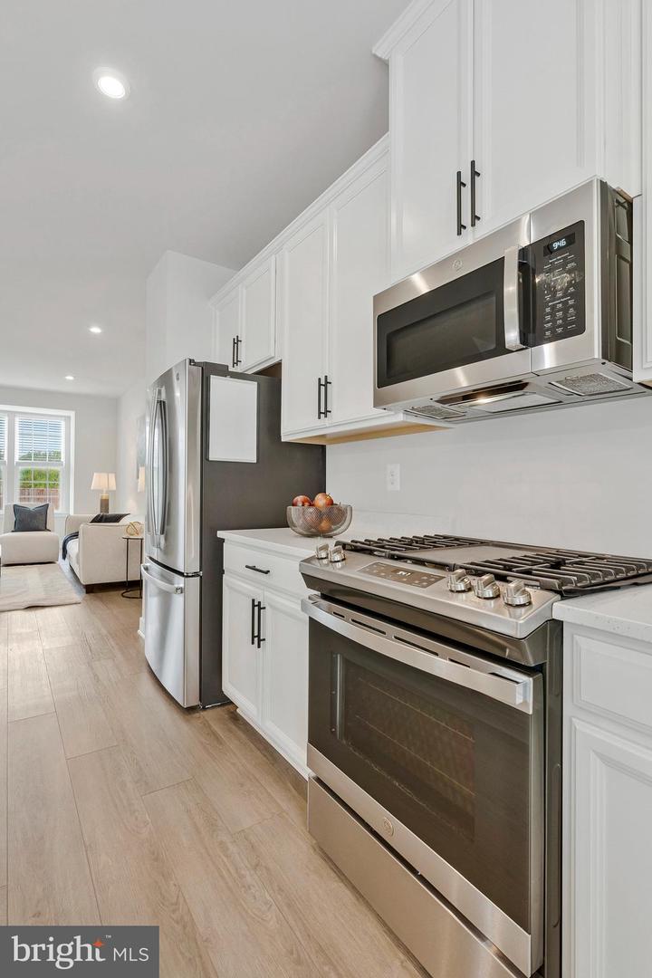 24563 POMMEL TER, STERLING, Virginia 20166, 3 Bedrooms Bedrooms, ,2 BathroomsBathrooms,Residential,For sale,24563 POMMEL TER,VALO2101668 MLS # VALO2101668