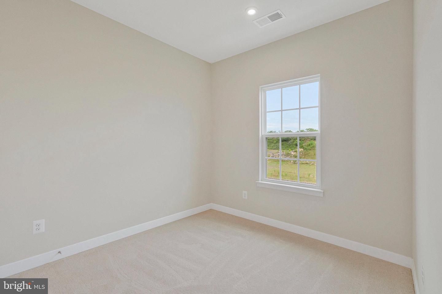 24563 POMMEL TER, STERLING, Virginia 20166, 3 Bedrooms Bedrooms, ,2 BathroomsBathrooms,Residential,For sale,24563 POMMEL TER,VALO2101668 MLS # VALO2101668