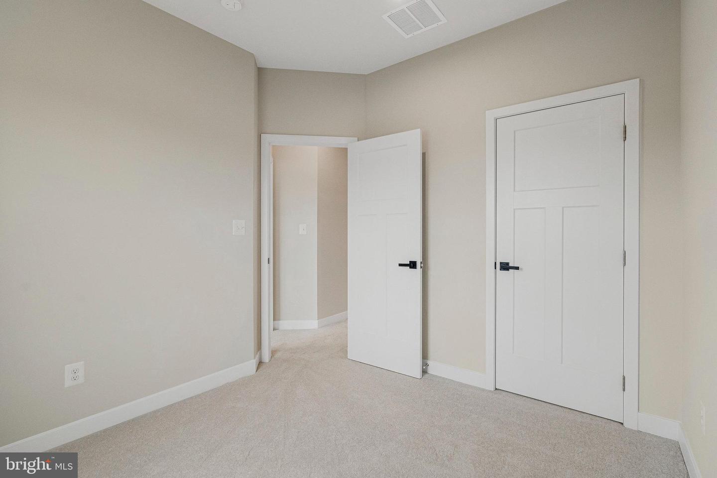 24563 POMMEL TER, STERLING, Virginia 20166, 3 Bedrooms Bedrooms, ,2 BathroomsBathrooms,Residential,For sale,24563 POMMEL TER,VALO2101668 MLS # VALO2101668