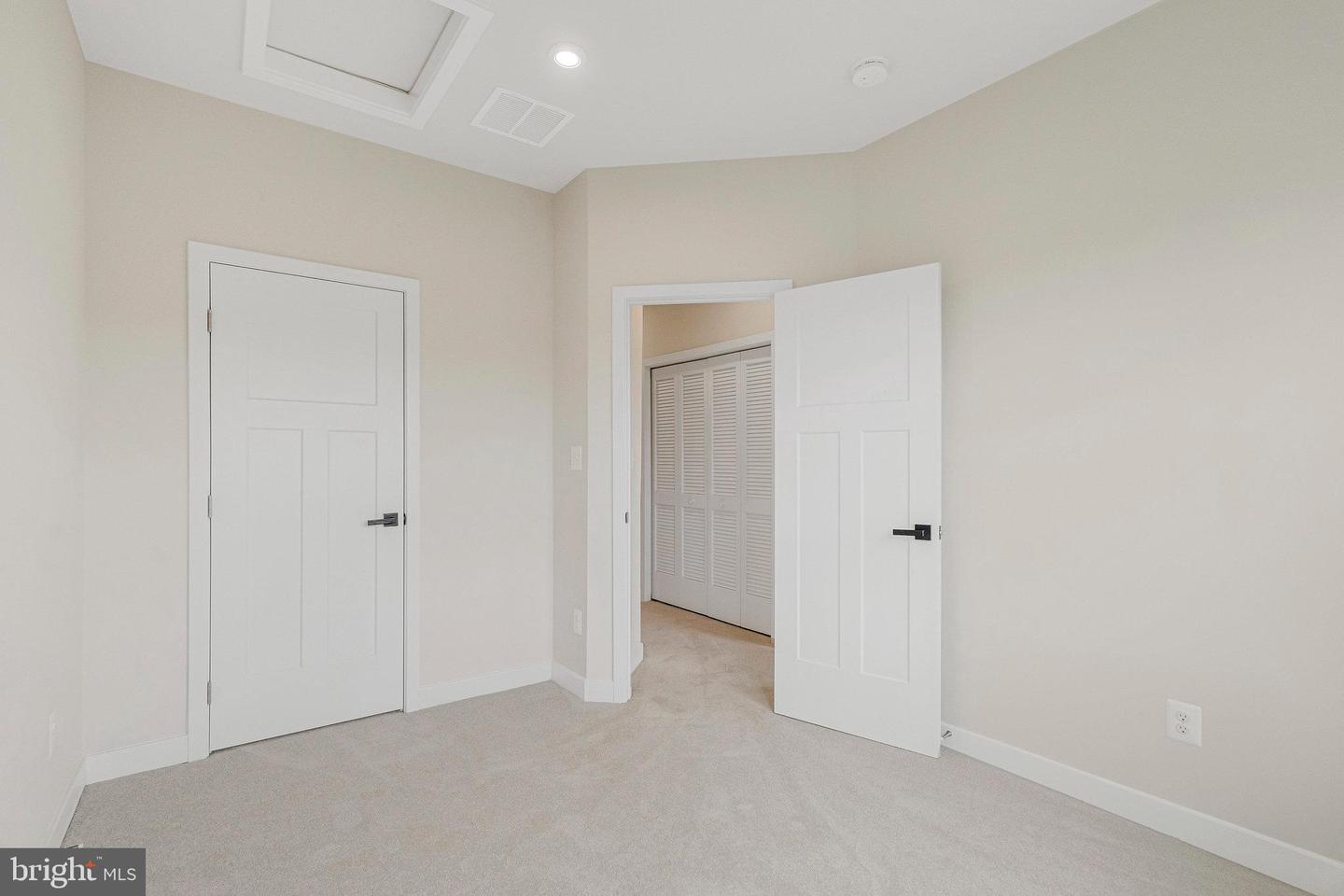24563 POMMEL TER, STERLING, Virginia 20166, 3 Bedrooms Bedrooms, ,2 BathroomsBathrooms,Residential,For sale,24563 POMMEL TER,VALO2101668 MLS # VALO2101668
