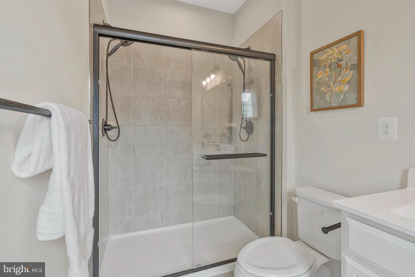 24563 POMMEL TER, STERLING, Virginia 20166, 3 Bedrooms Bedrooms, ,2 BathroomsBathrooms,Residential,For sale,24563 POMMEL TER,VALO2101668 MLS # VALO2101668