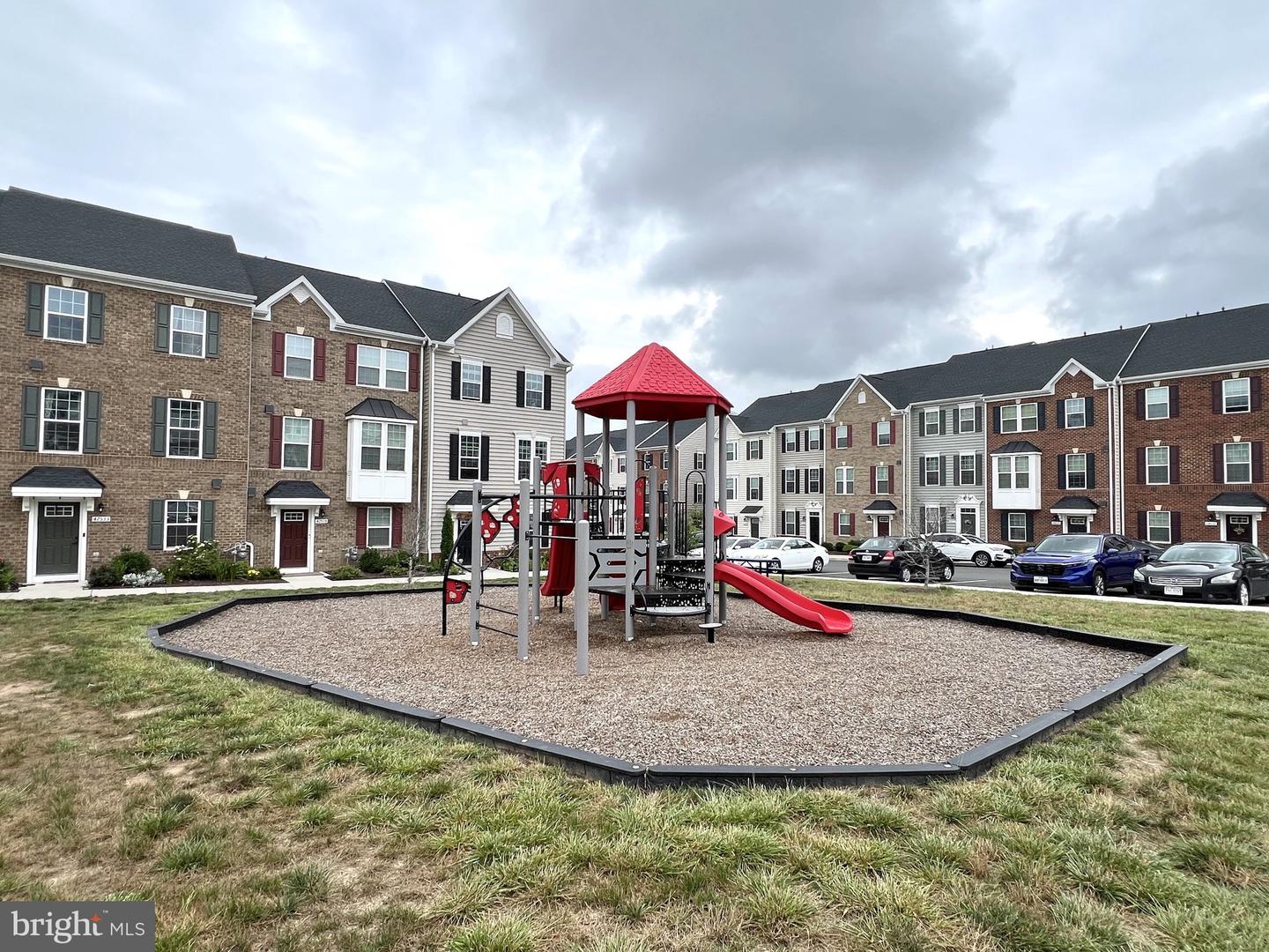 24563 POMMEL TER, STERLING, Virginia 20166, 3 Bedrooms Bedrooms, ,2 BathroomsBathrooms,Residential,For sale,24563 POMMEL TER,VALO2101668 MLS # VALO2101668